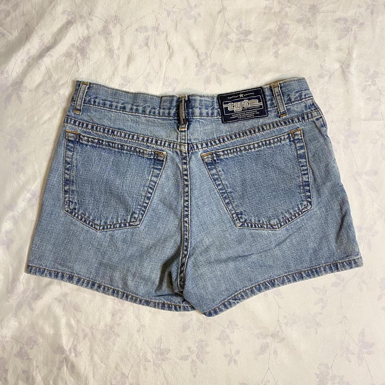 vintage y2k tyte shorts. so cute for summer. no... - Depop