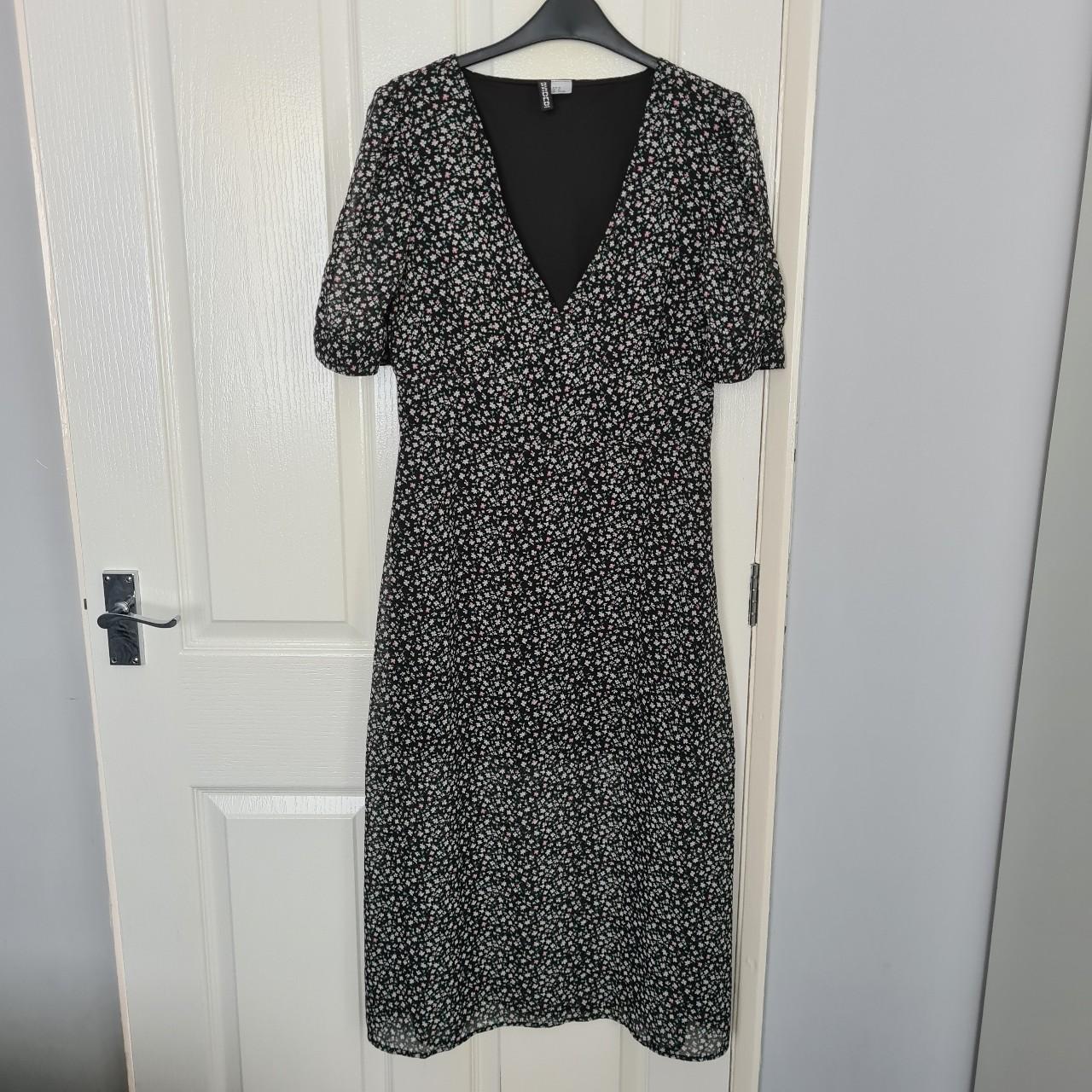 H&M floral mesh midi tea dress. v neck and... Depop