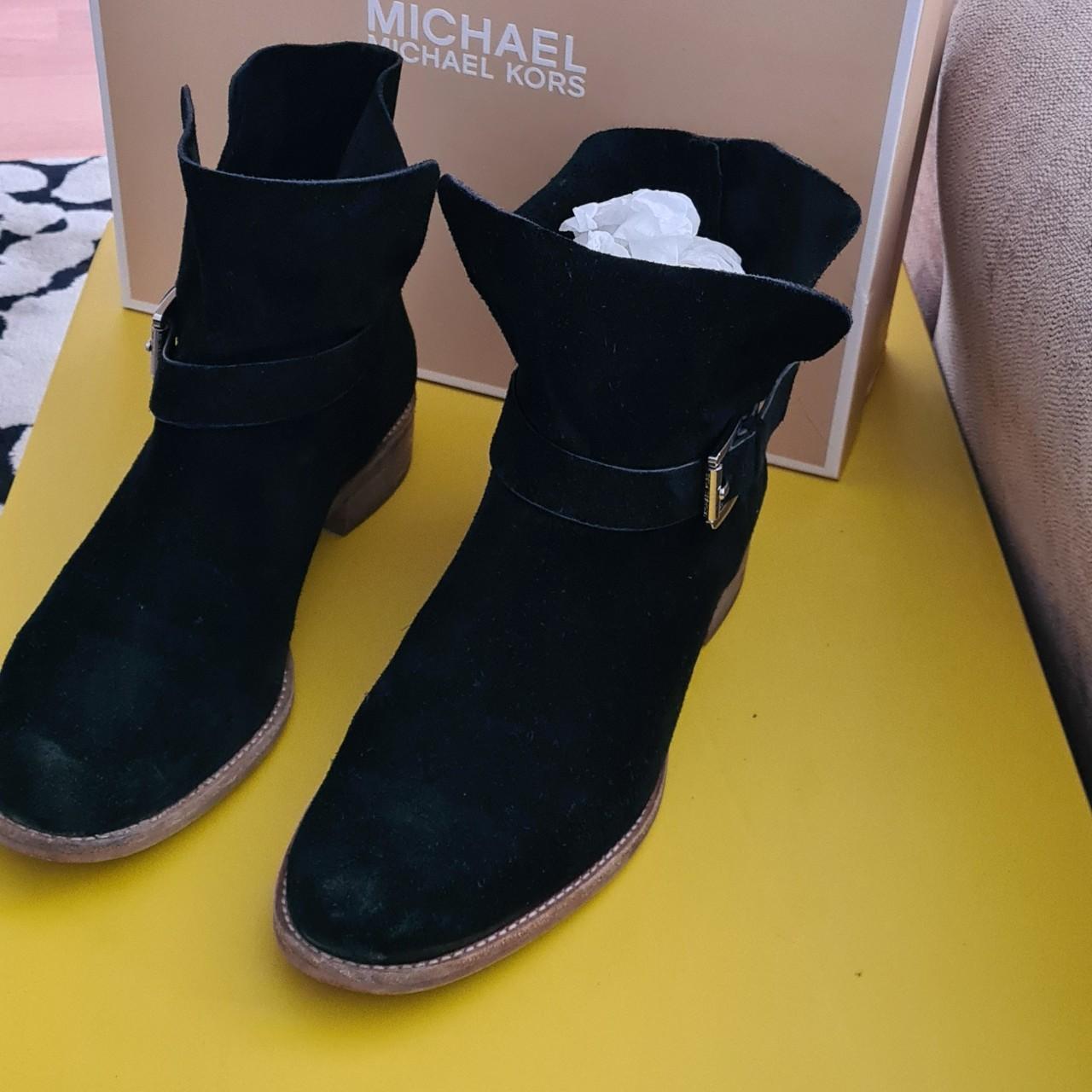 Michael kors sale boots size 8