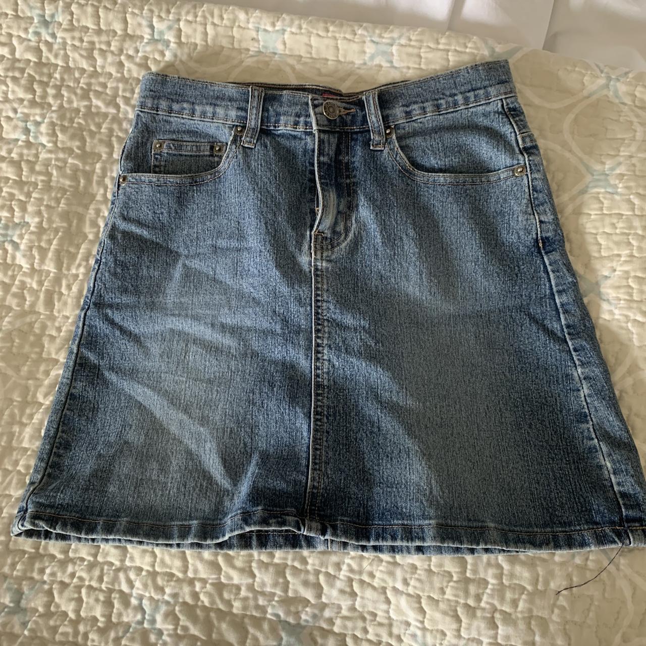 Really cute denim skirt - Depop