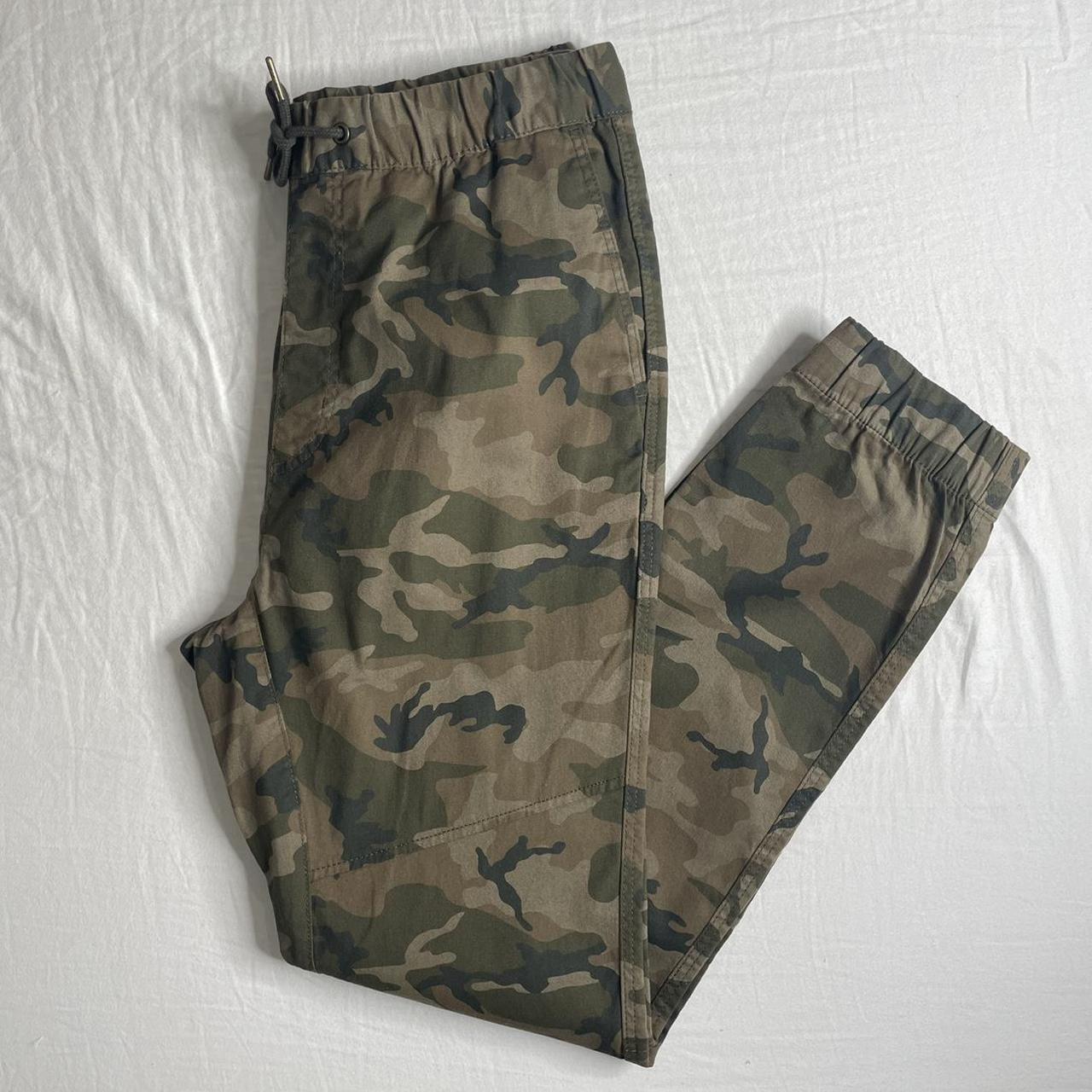 H&M CAMO TWILL JOGGERS Brand: H&M Condition:... - Depop