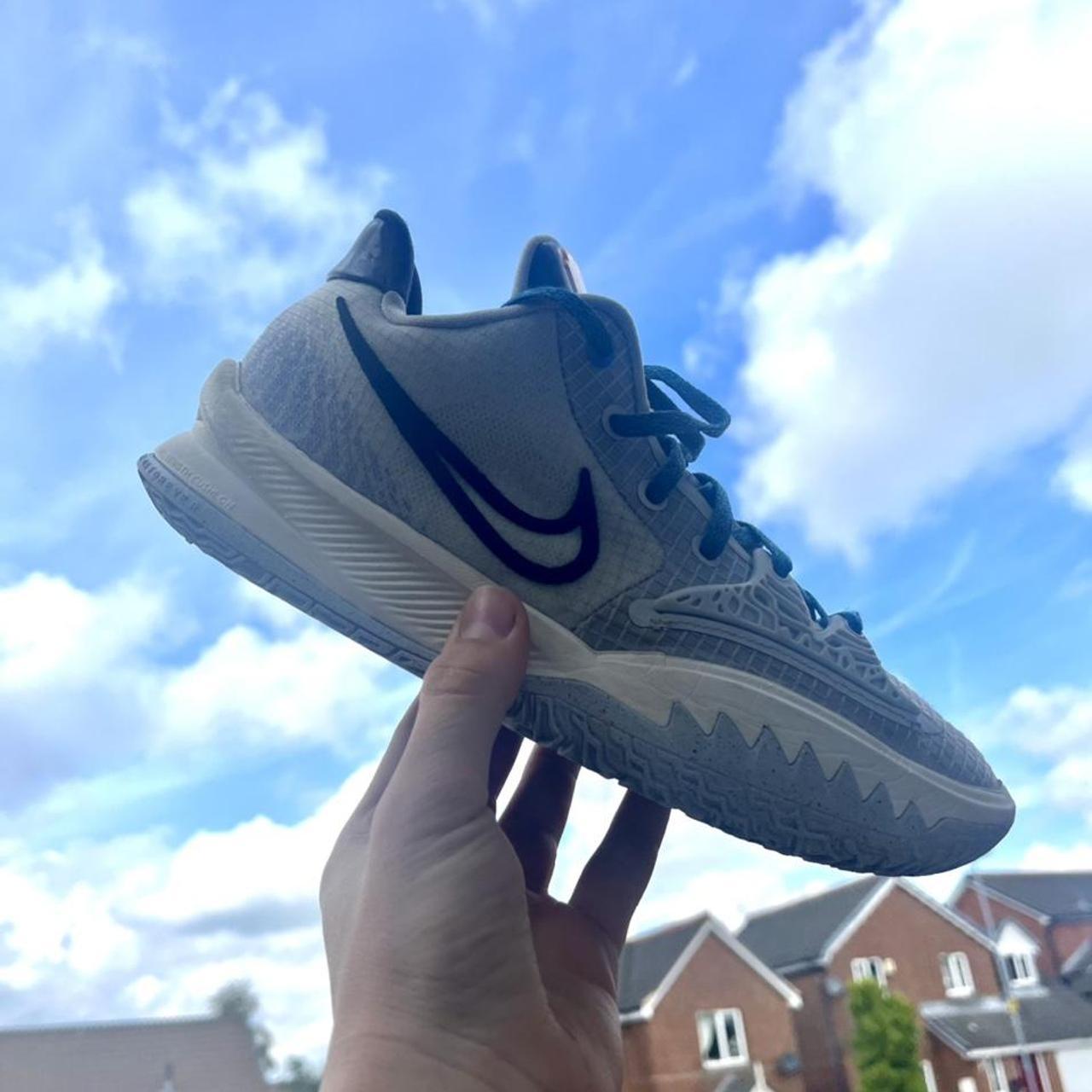 jd grey trainers