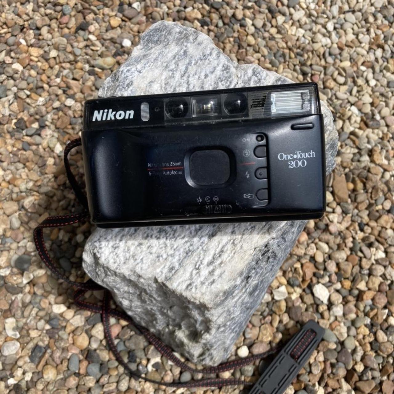 Nikon 200 35mm point and shoot film camera... Depop