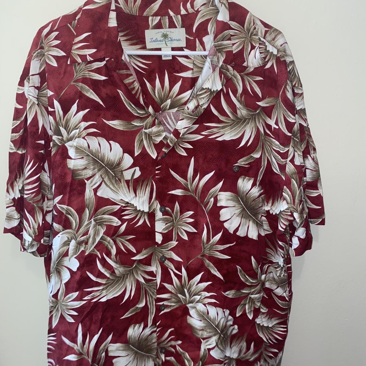 Men’s loose fitting vintage Hawaiian shirt. - Depop