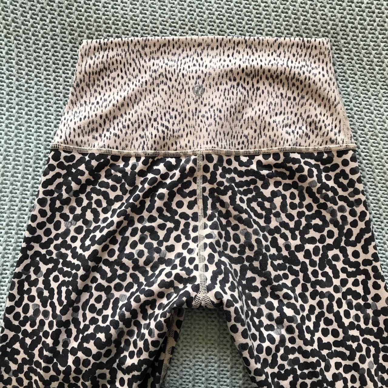 lululemon leggings size 4 black and tan cheetah - Depop