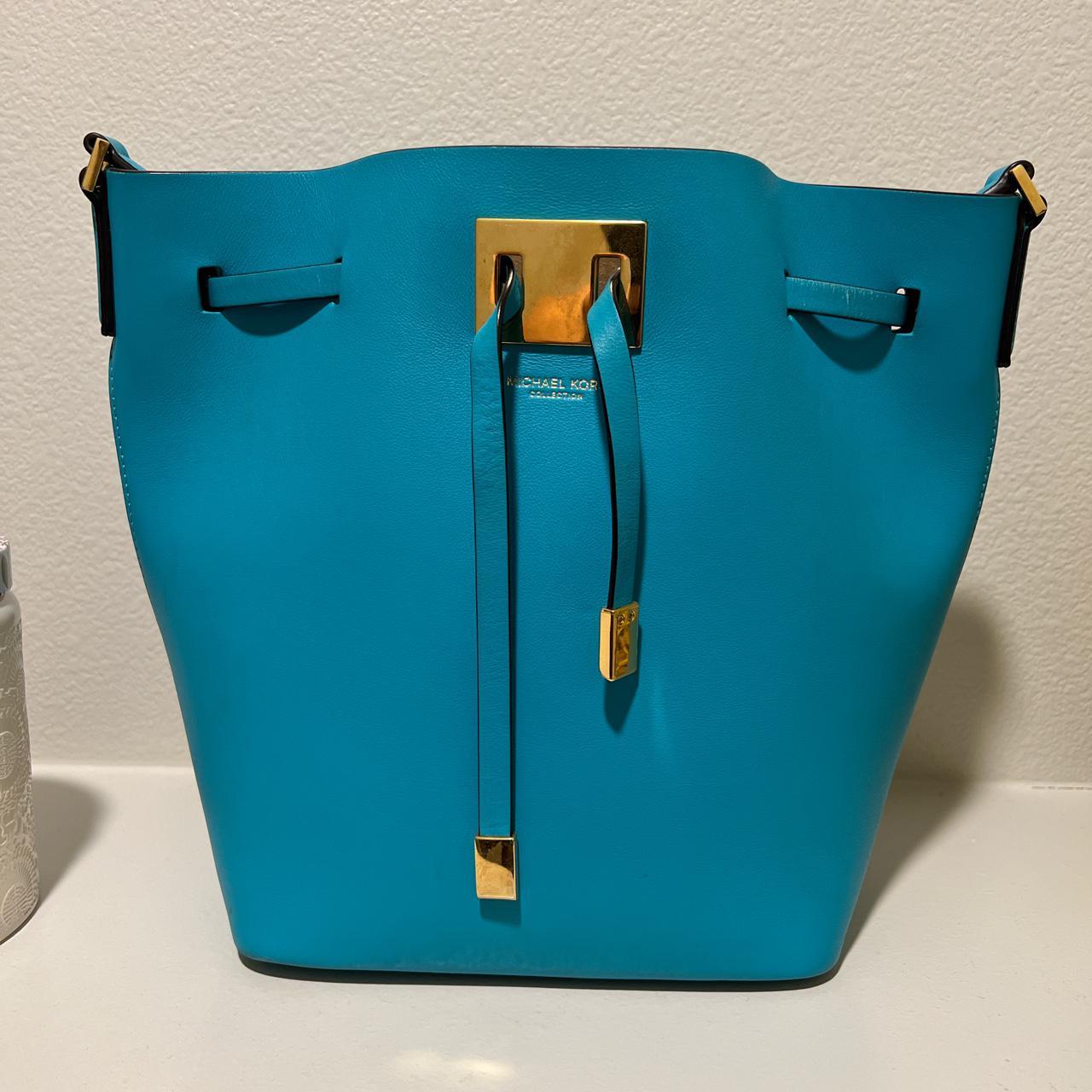 Y2K DEAD STOCK MICHAEL KORS MIRANDA BUCKET BAG