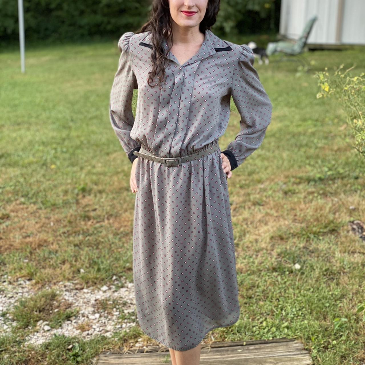 Vintage sheer gray long sleeve collared midi dress...