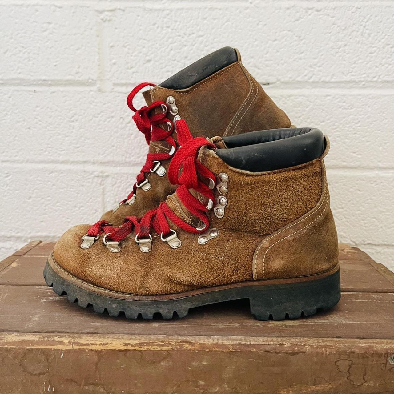 Vintage 2024 vibram boots