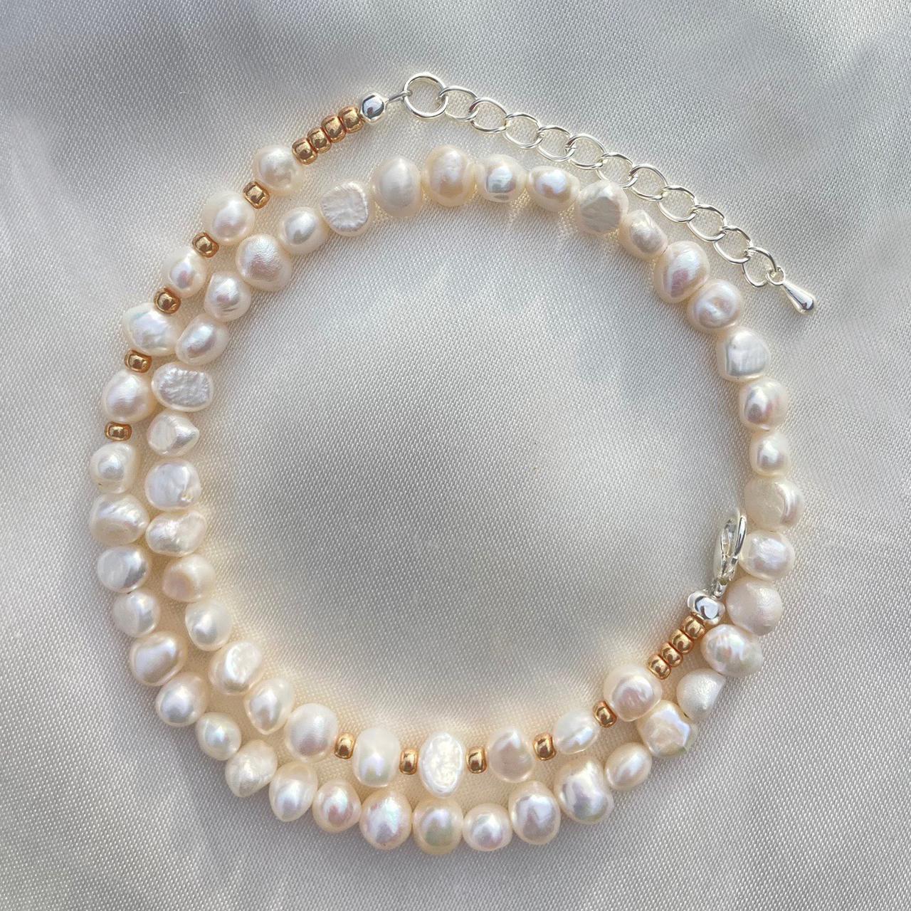 The ‘Evangeline’ beaded necklace in freshwater pearl... - Depop