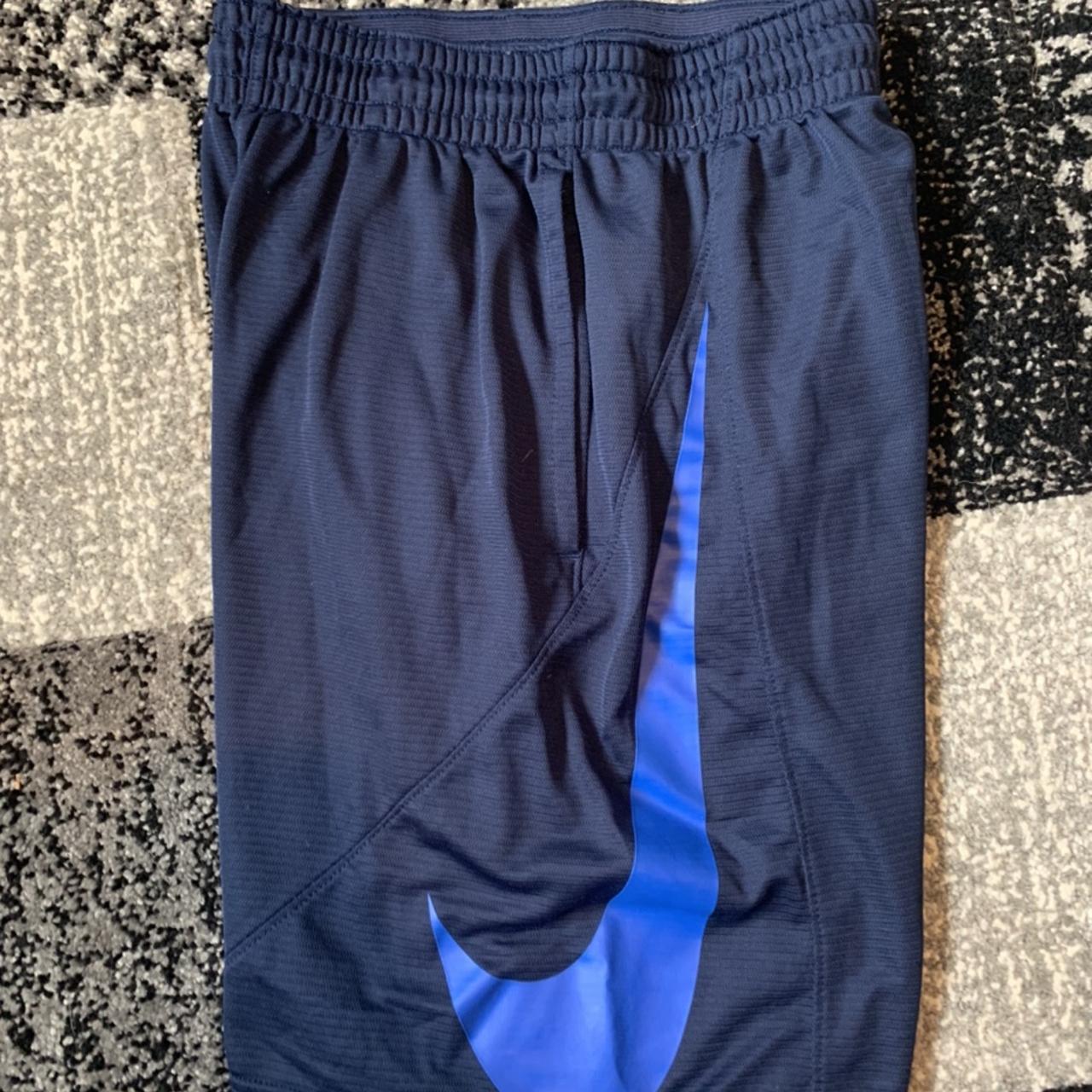Nike Men's Blue and Navy (2)