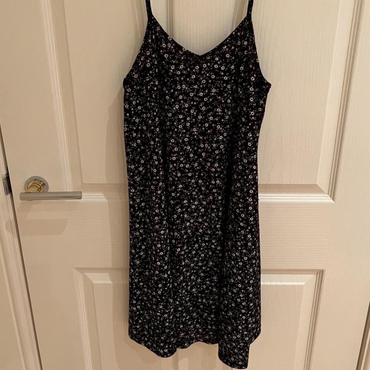 Urban Outfitters floaty summer dress. Size XS but... - Depop