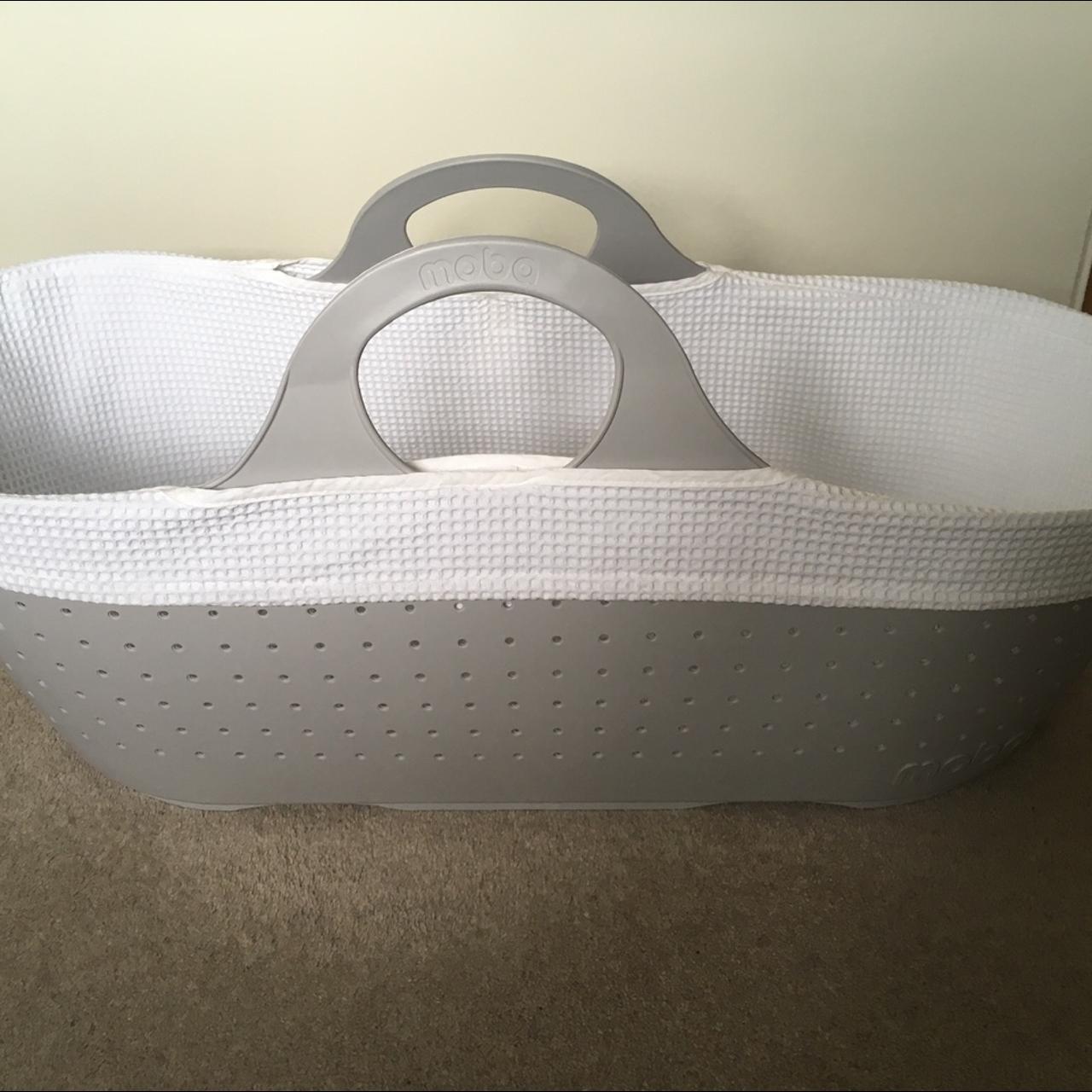 The Dove Moba® Moses Basket Set is the original,... Depop