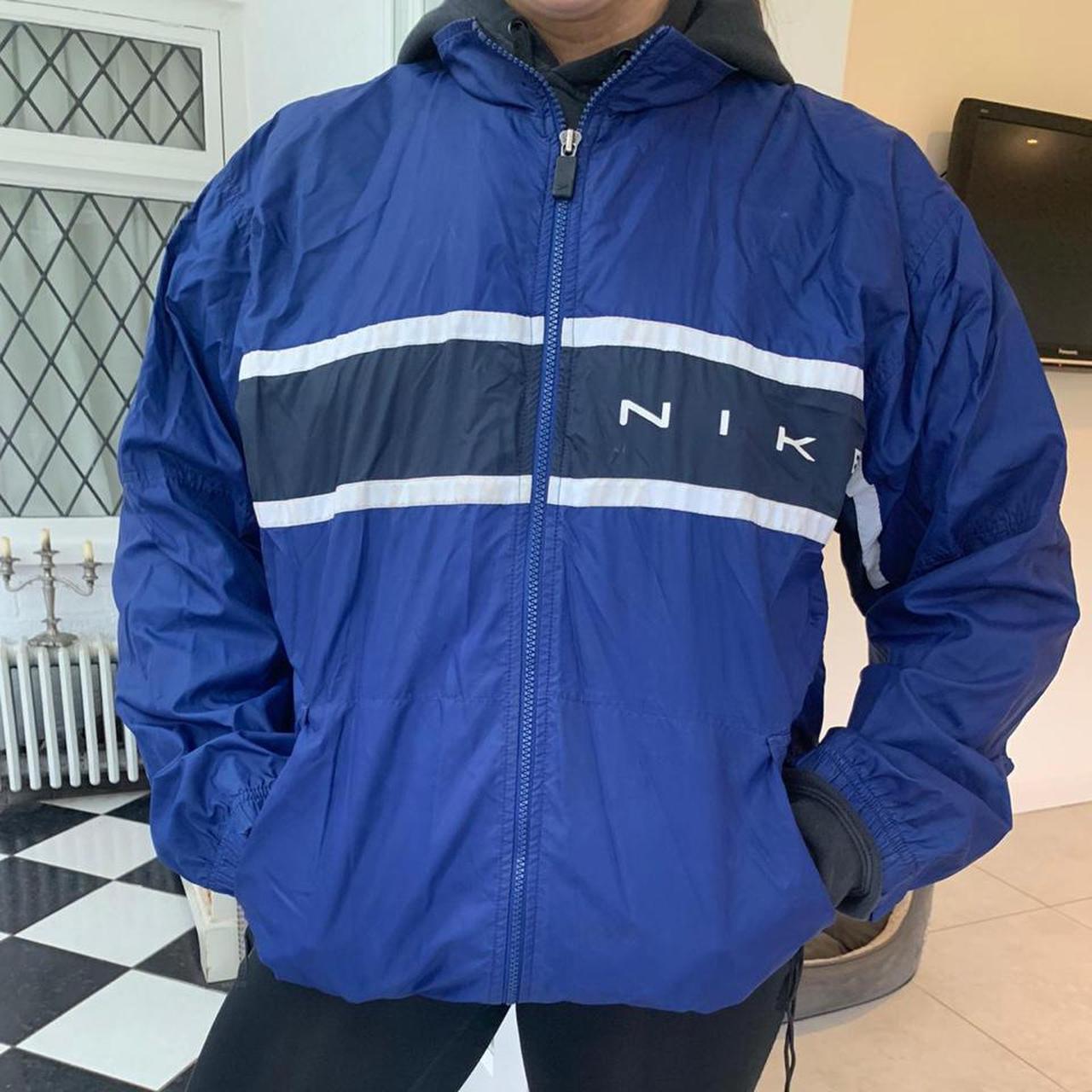 nike windbreaker no zipper