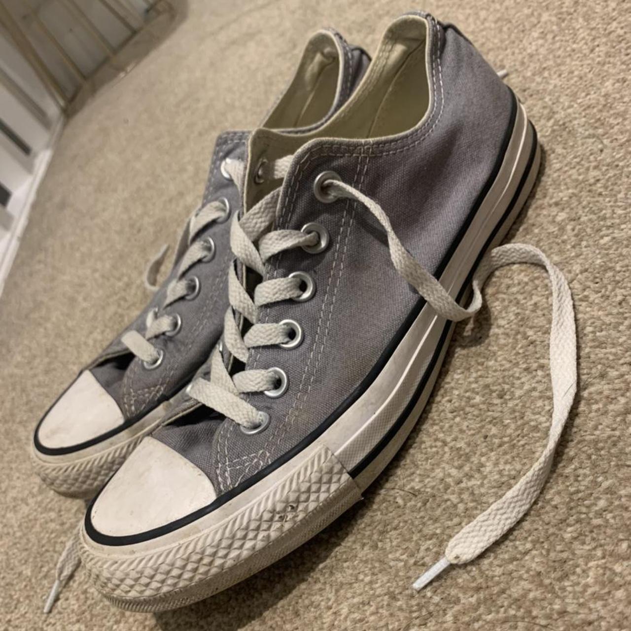 grey converse size 5.5