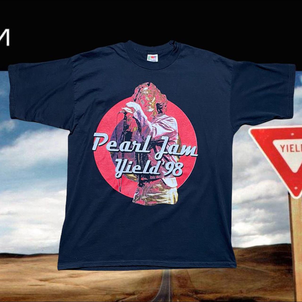 Vintage Pearl Jam T Shirt 1998 Yield Tour Mens XL... - Depop