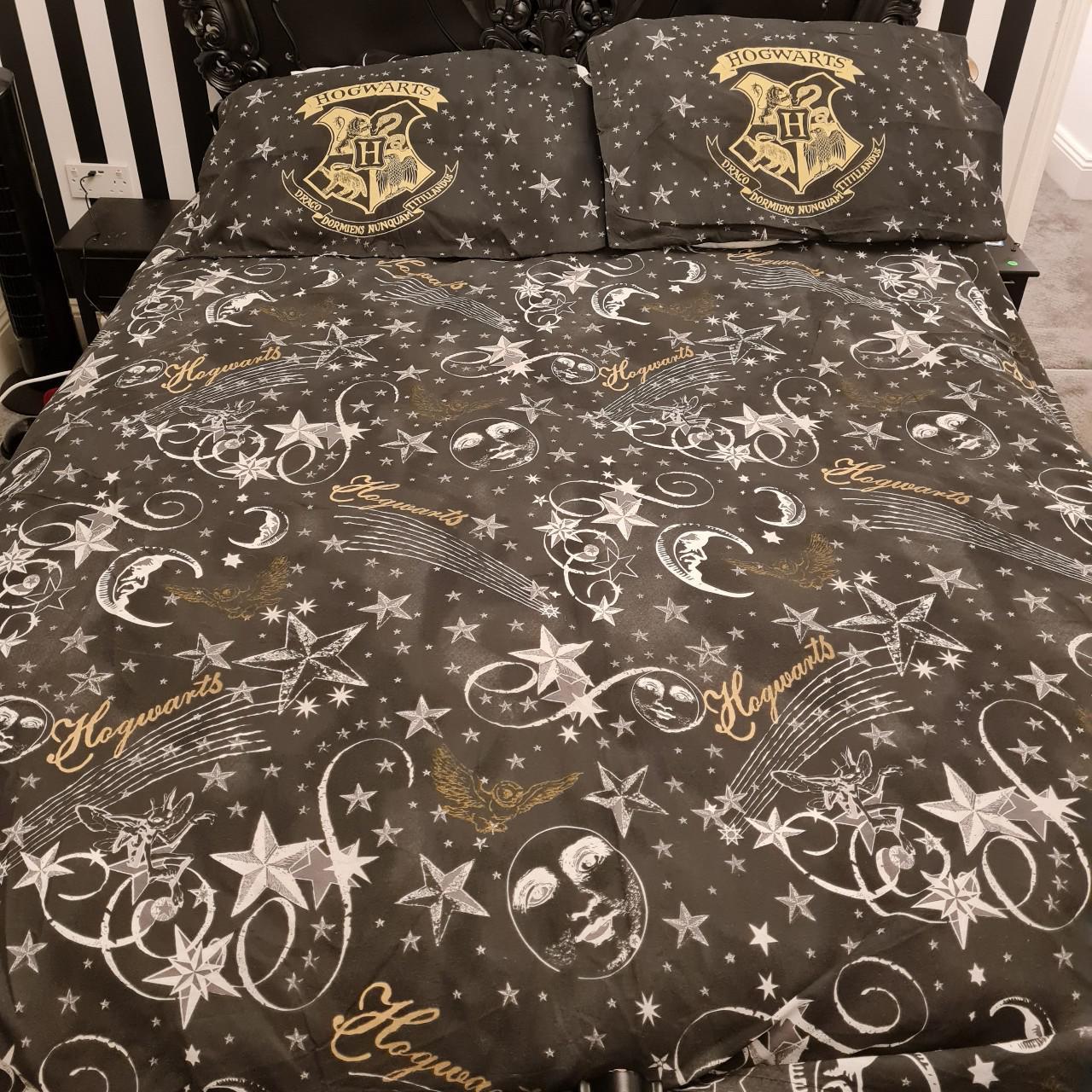 Reversible Harry Potter Hogwarts DOUBLE Duvet Cover... Depop