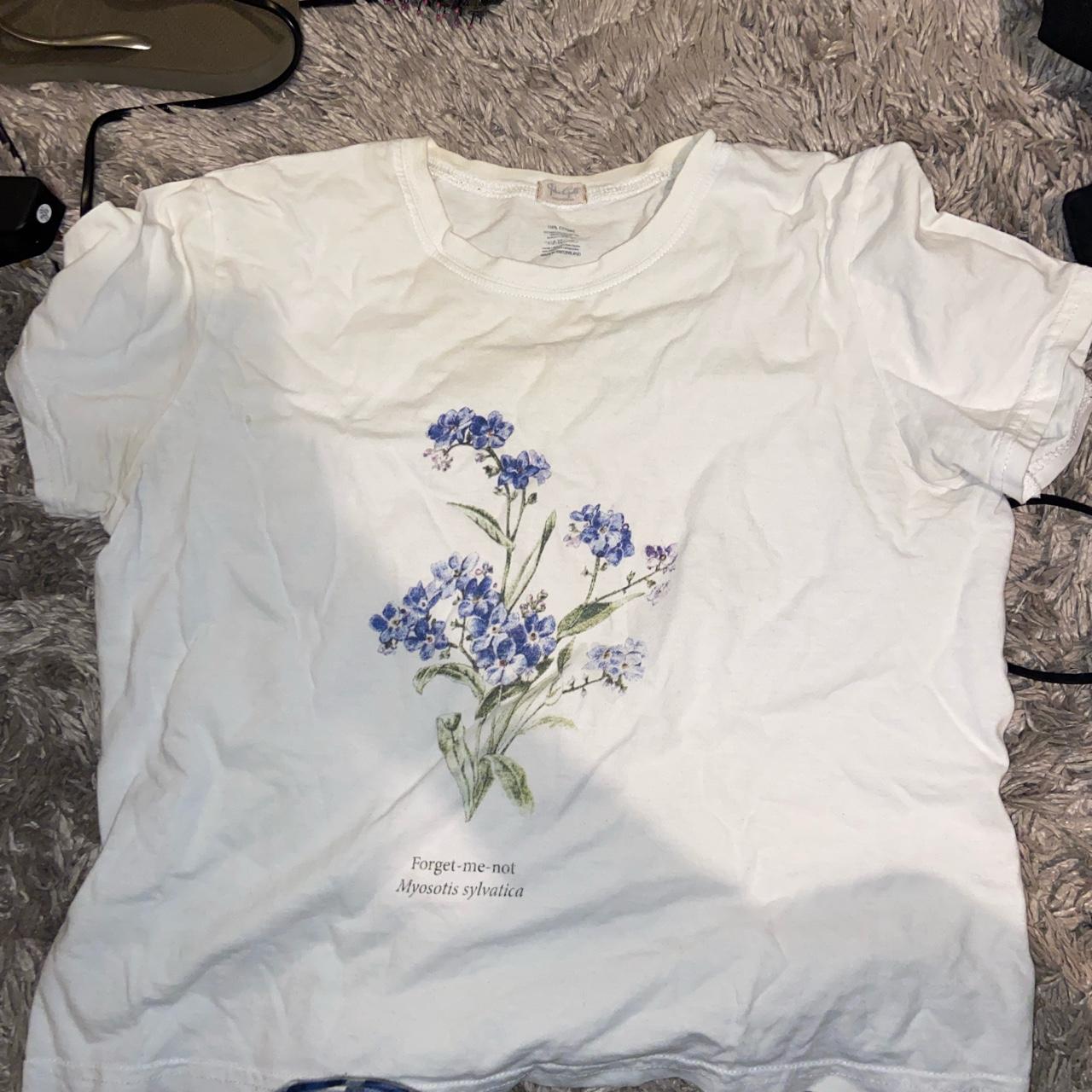 Brandy Melville Women's Blue and White | Depop