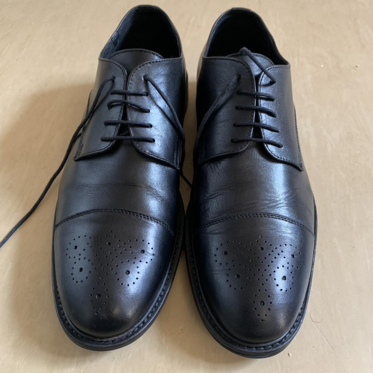 Mens shoe store size 43