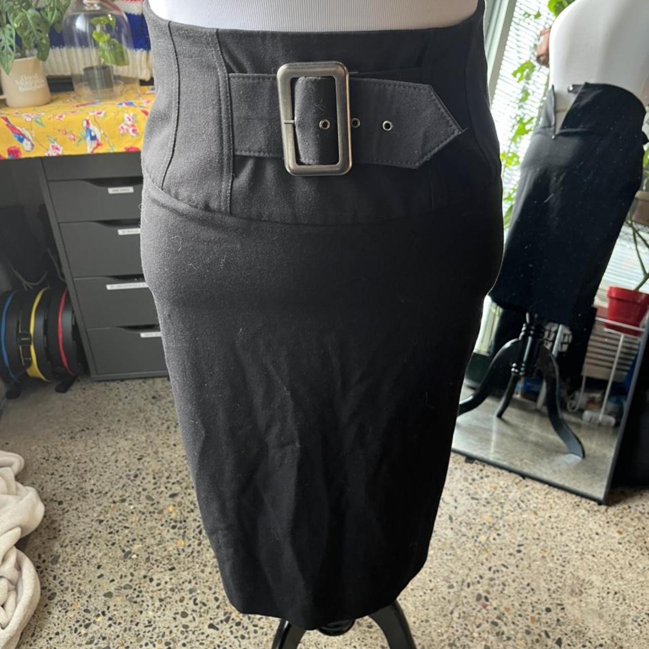 Macy's Women's Black Skirt Depop
