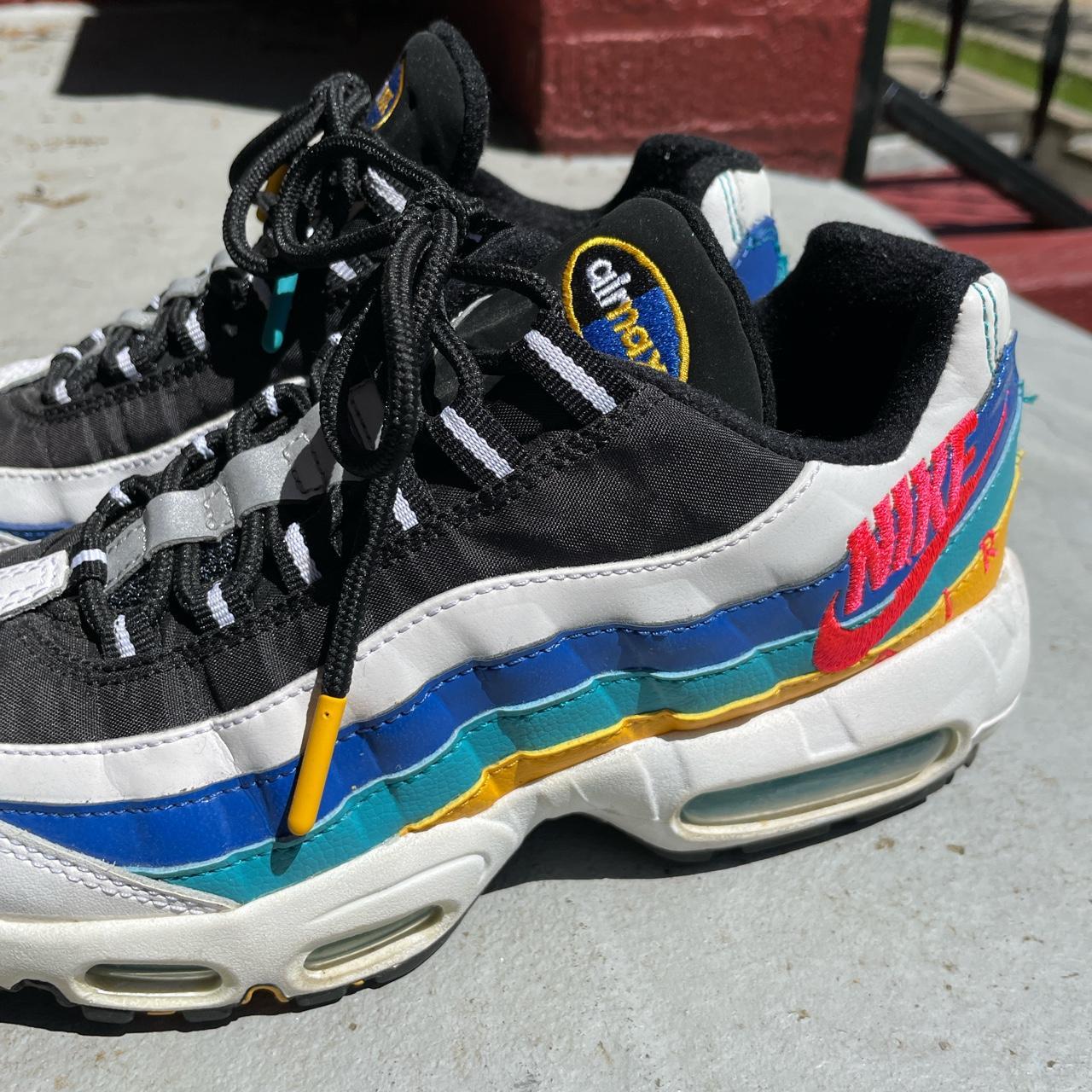 Air max clearance windbreaker shoes