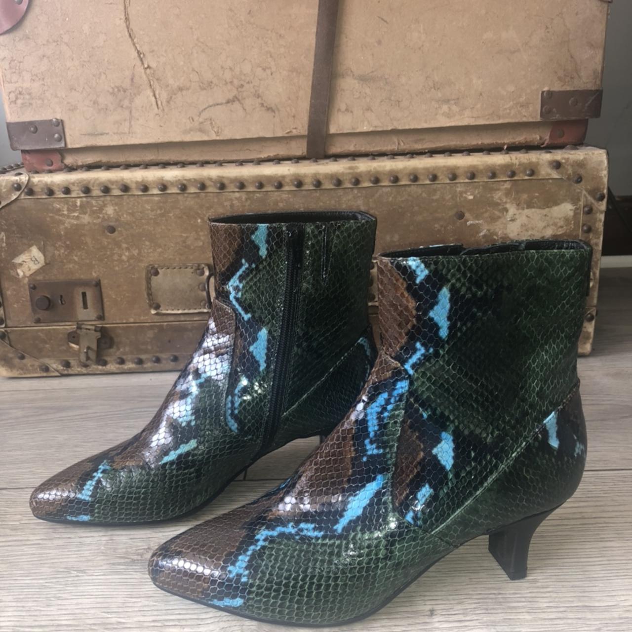 Women's Boots | Depop