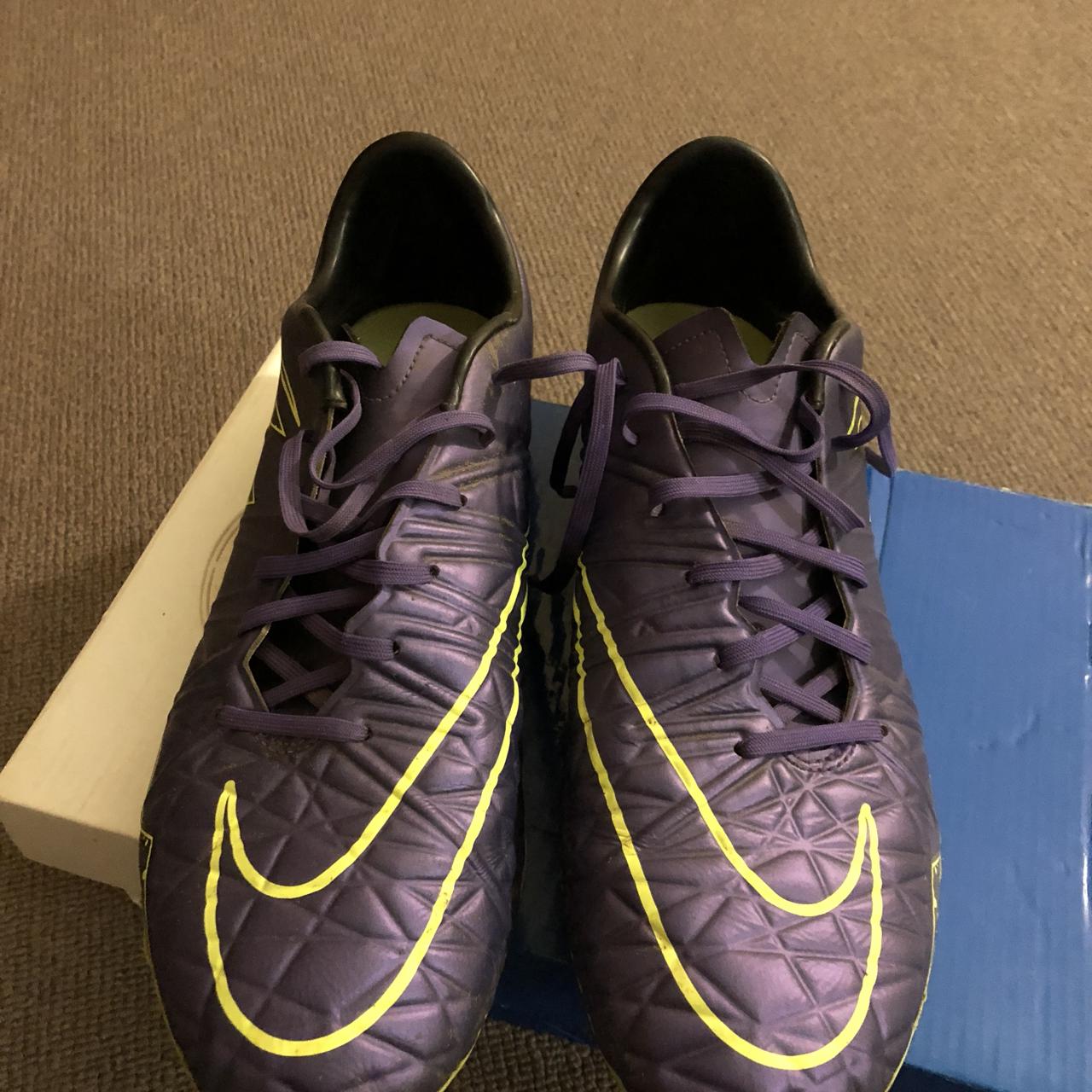 nike hypervenom metal studs