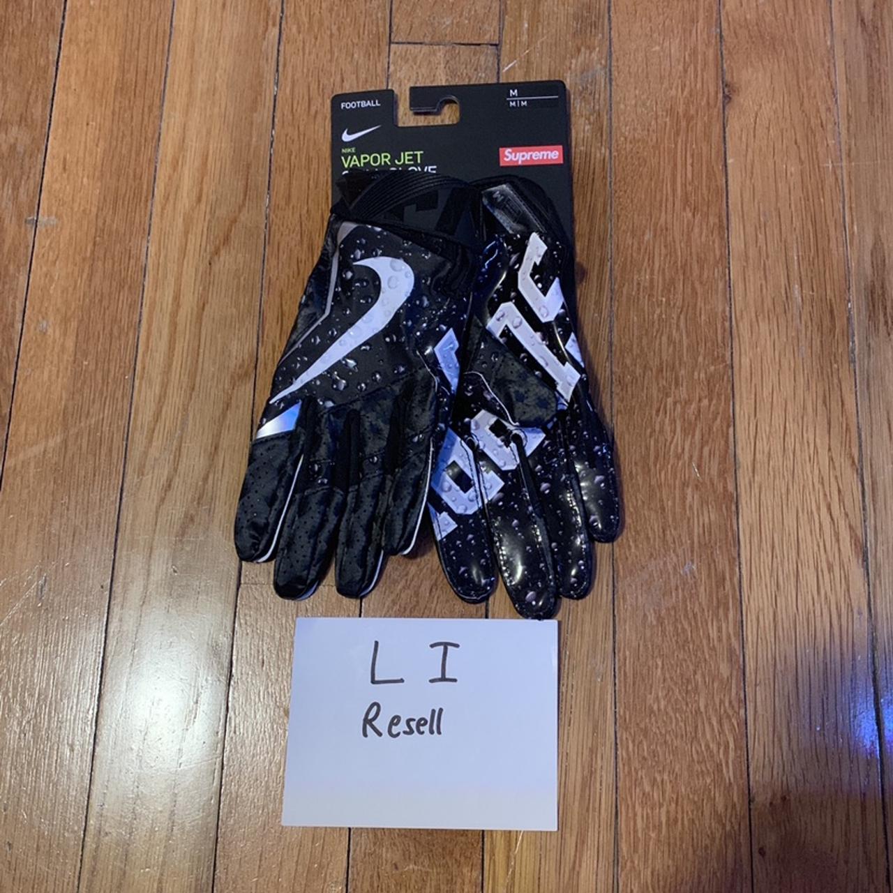 Supreme Nike Football Gloves , Supreme Nike Vapor 4.0...