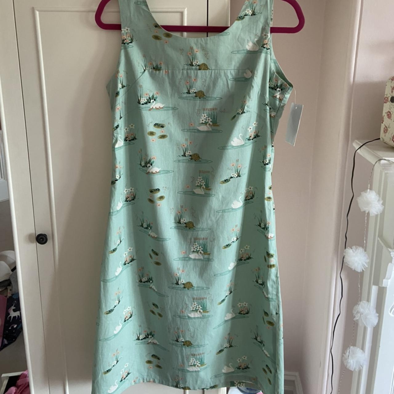 🦢 FREE POSTAGE 🦢 Alice Collins Swan Lake shift Depop