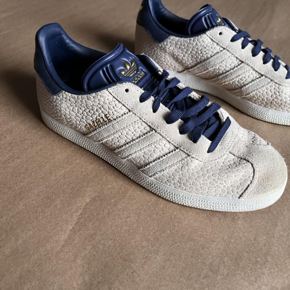 blue gazelles