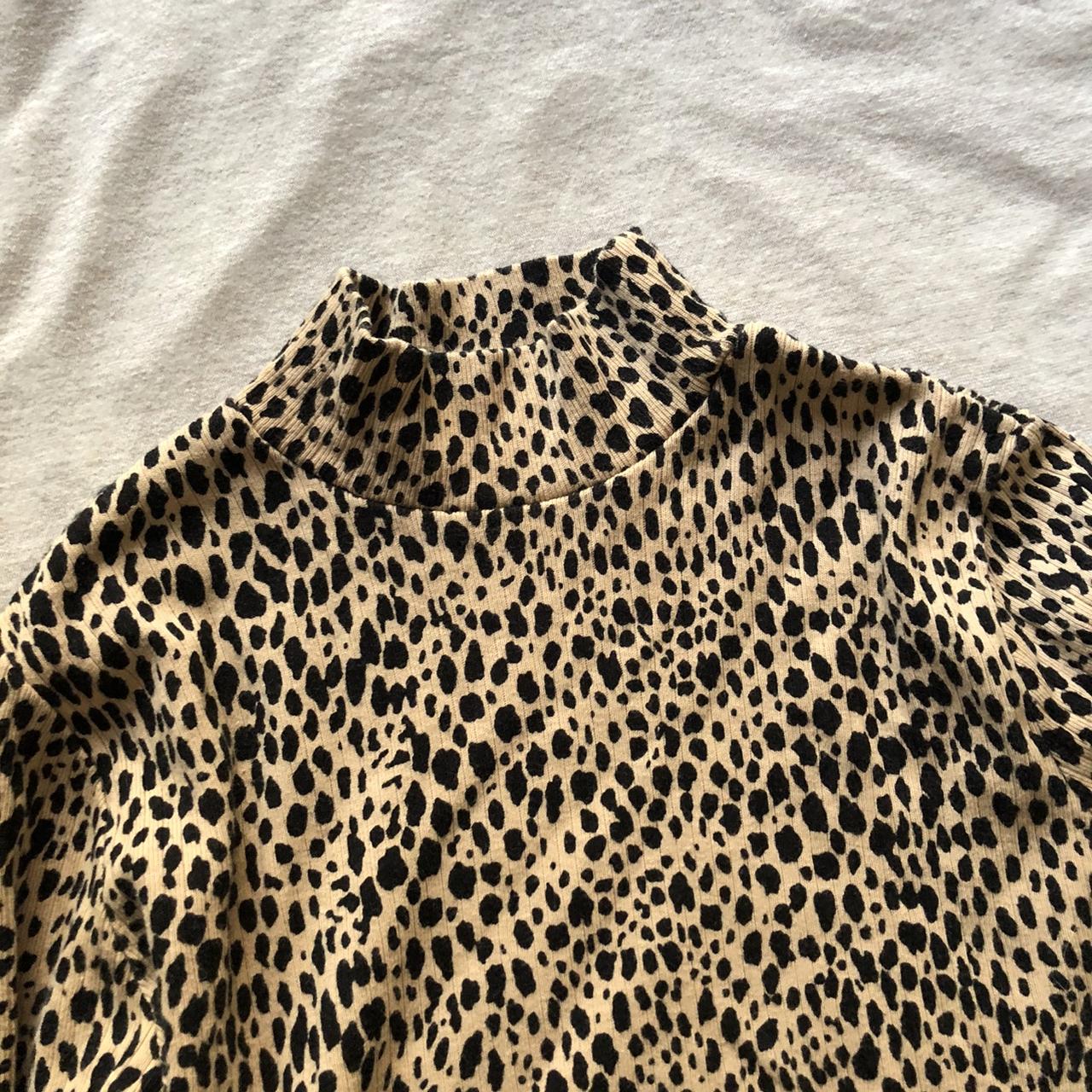 Cheetah print turtleneck brandy melville best sale