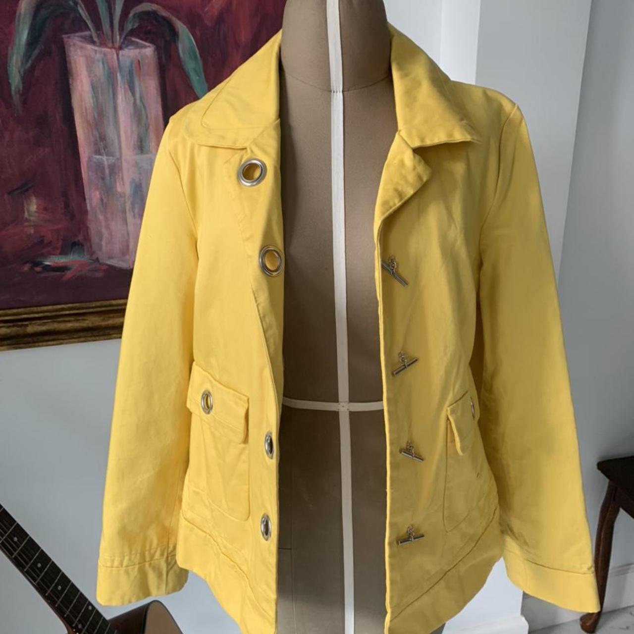 Women's Yellow Coat (3)
