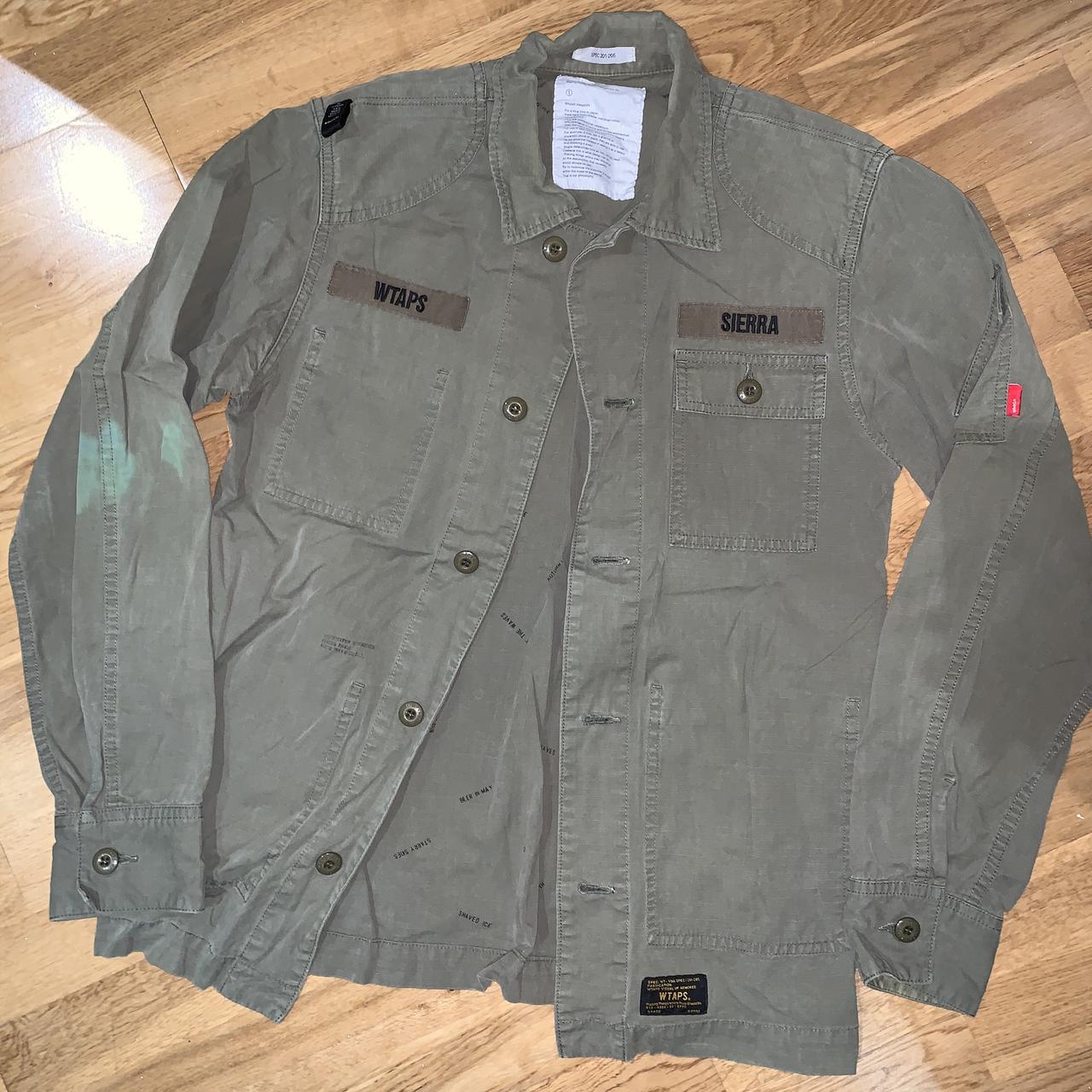 Wtaps bdu shirt overshirt, Bleach mark on sleeve...