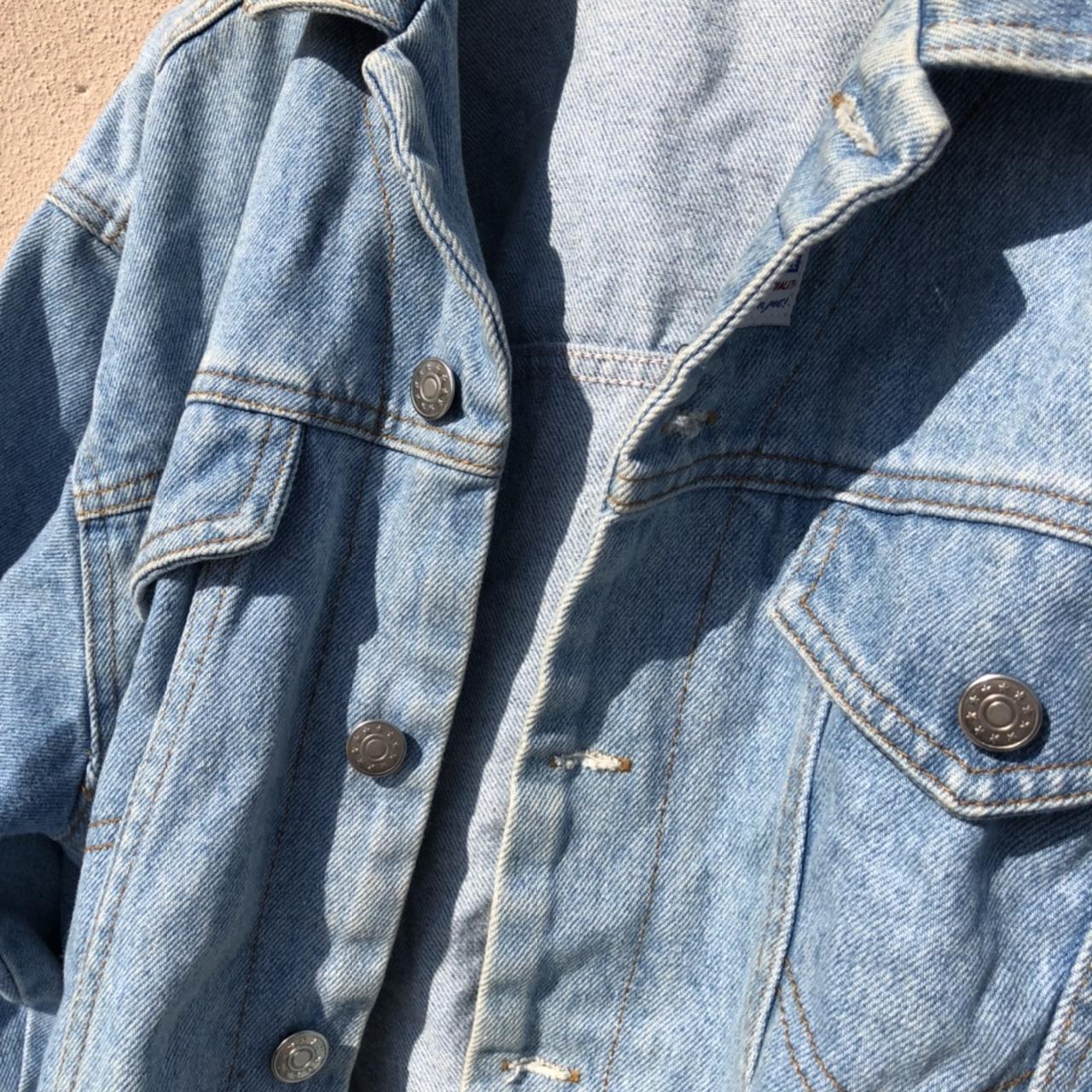 Giacca di Jeans CHICAGO BULLS fatta a mano vintage • - Depop
