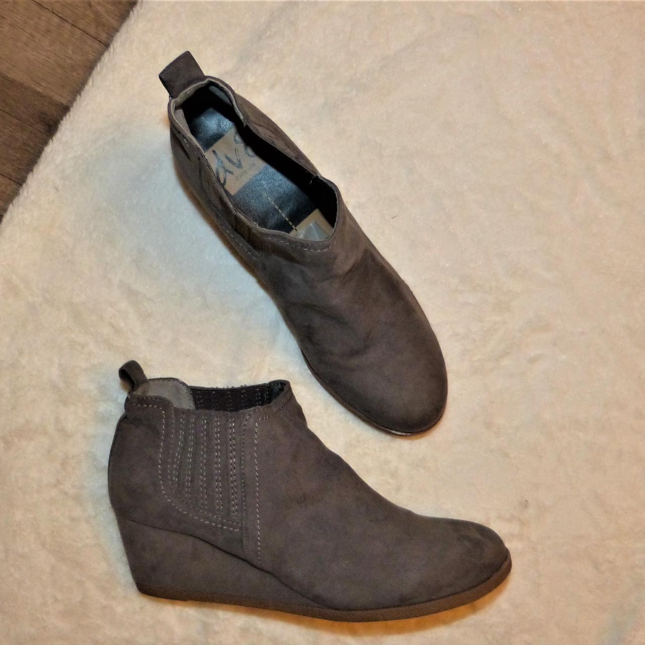 dv8 shoes booties