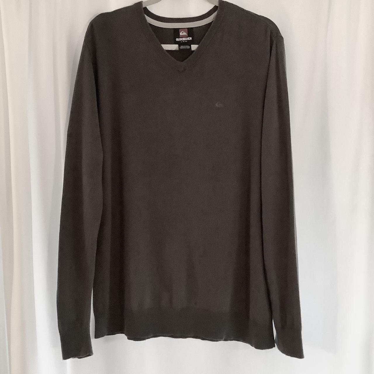 Quicksilver men's, gray, V neck 83% Depop