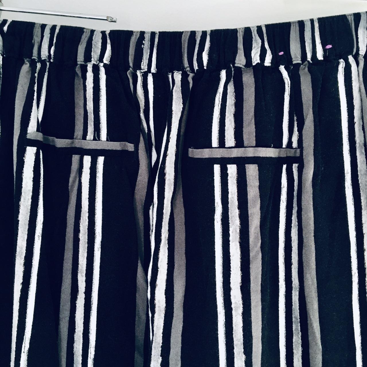 women-s-black-and-white-trousers-depop