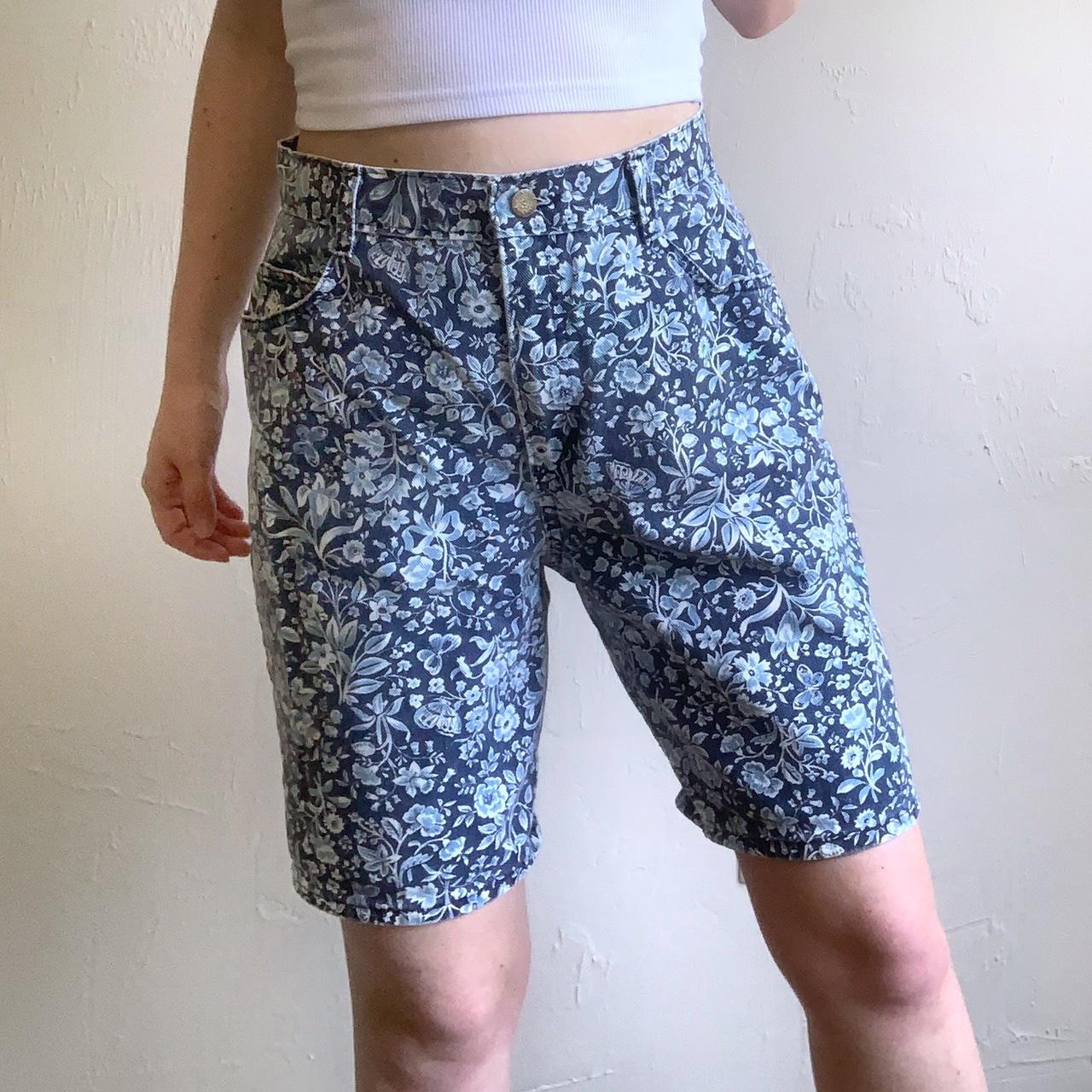 vintage high-waisted mom shorts the most incredible... - Depop