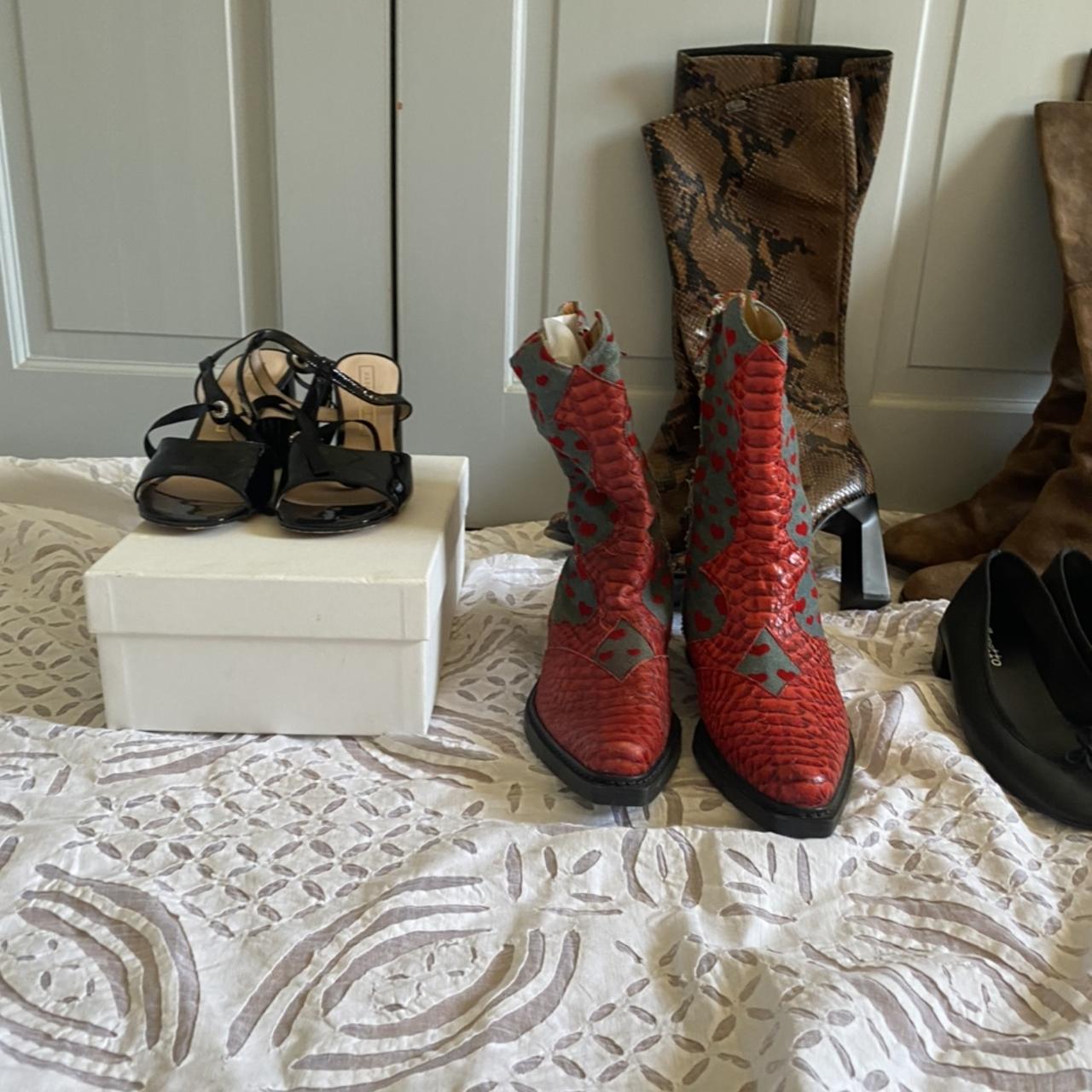 Marc jacobs discount brown boots