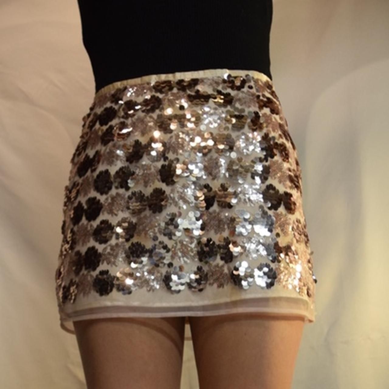 Gold sparkly skirt outlet forever 21