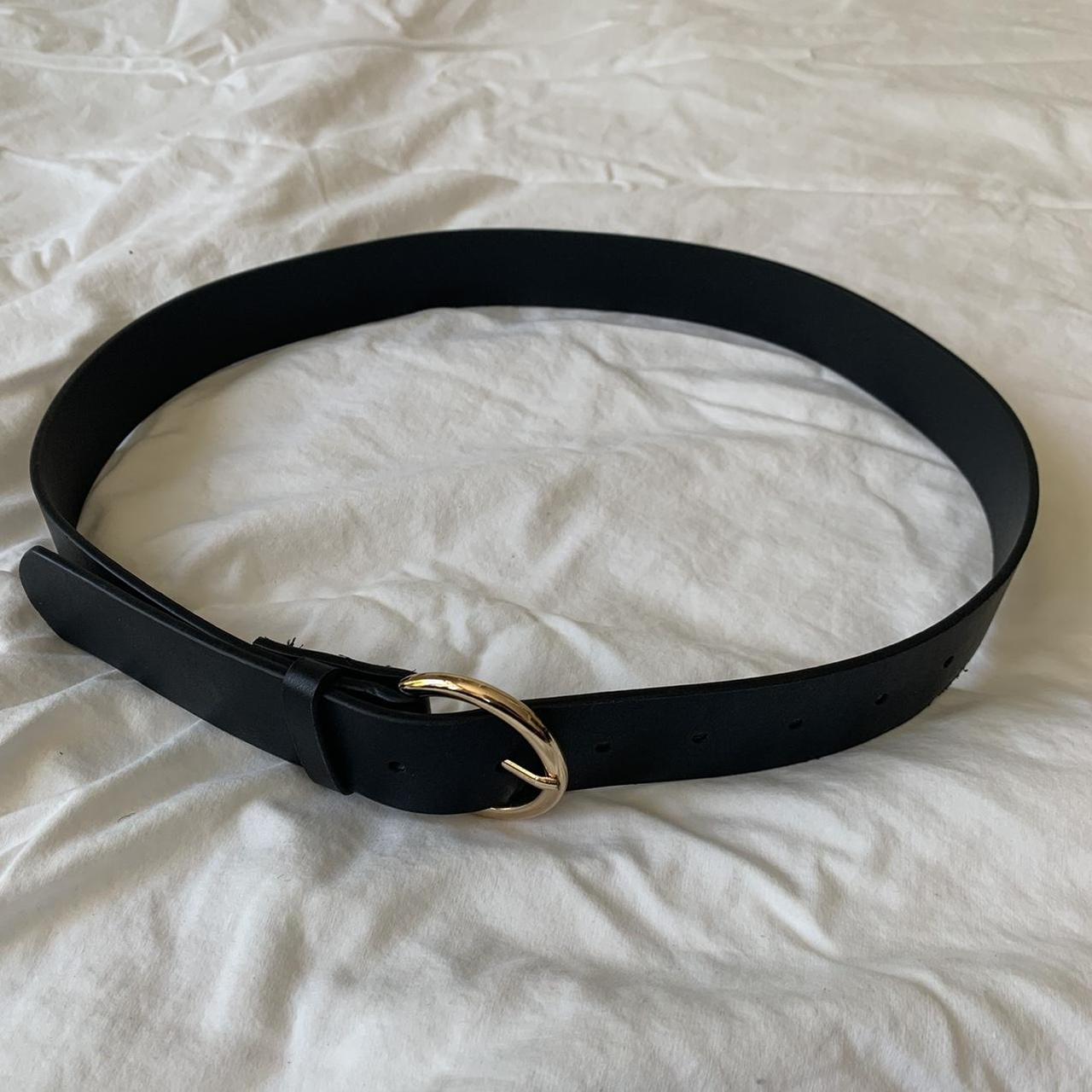 🌘black belt with gold buckle🌒 feel free to message... - Depop