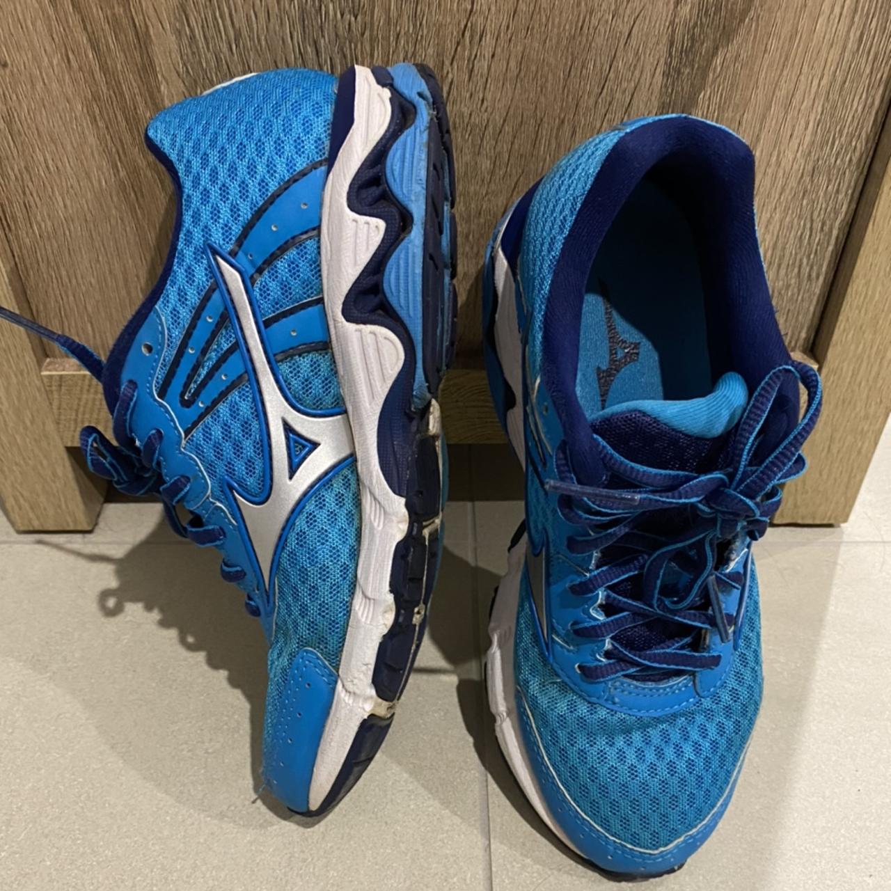 Mizuno cheap wave u4ic