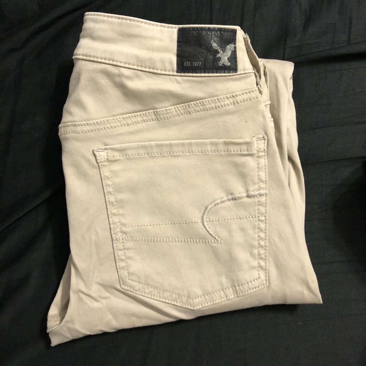 American Eagle Khaki Skinny Jeans! 🦅 Super stretch... Depop