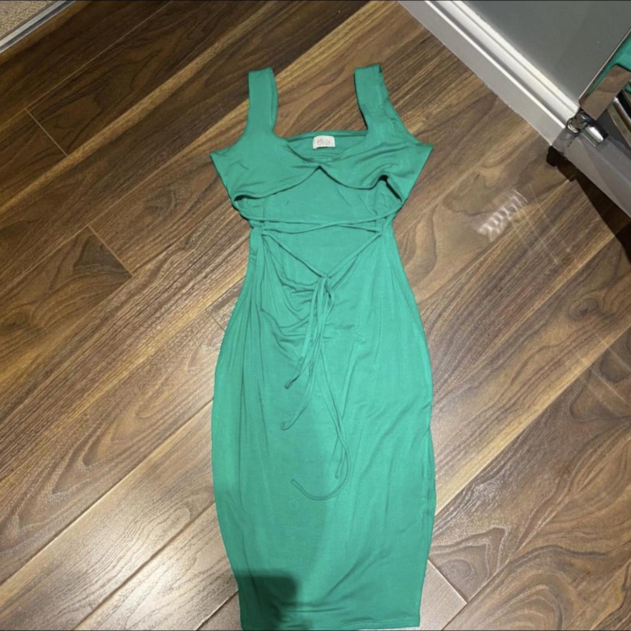 Oh polly green tie dress Worn once Size 10 - Depop