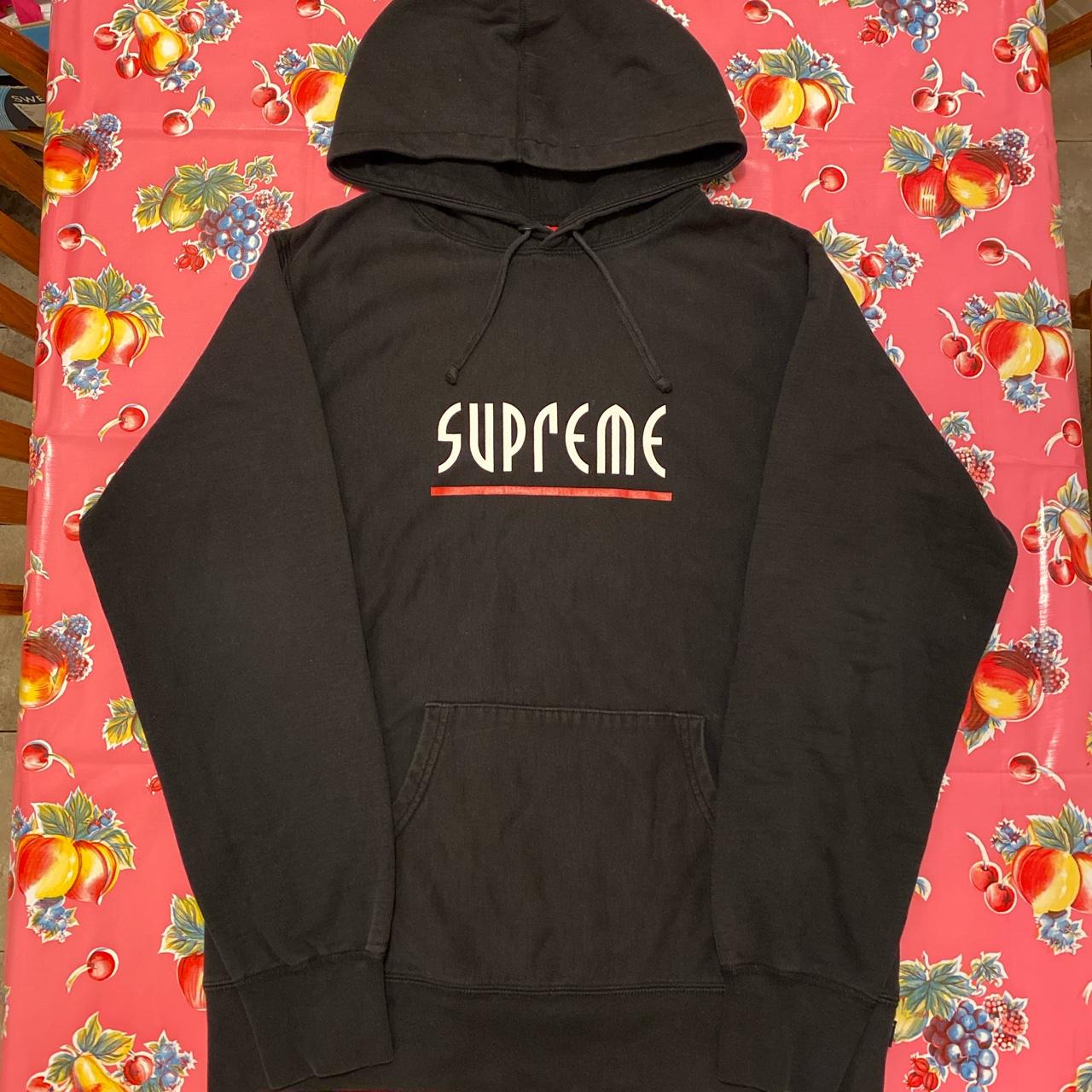 Supreme Logo Hoodie Black Size LARGE