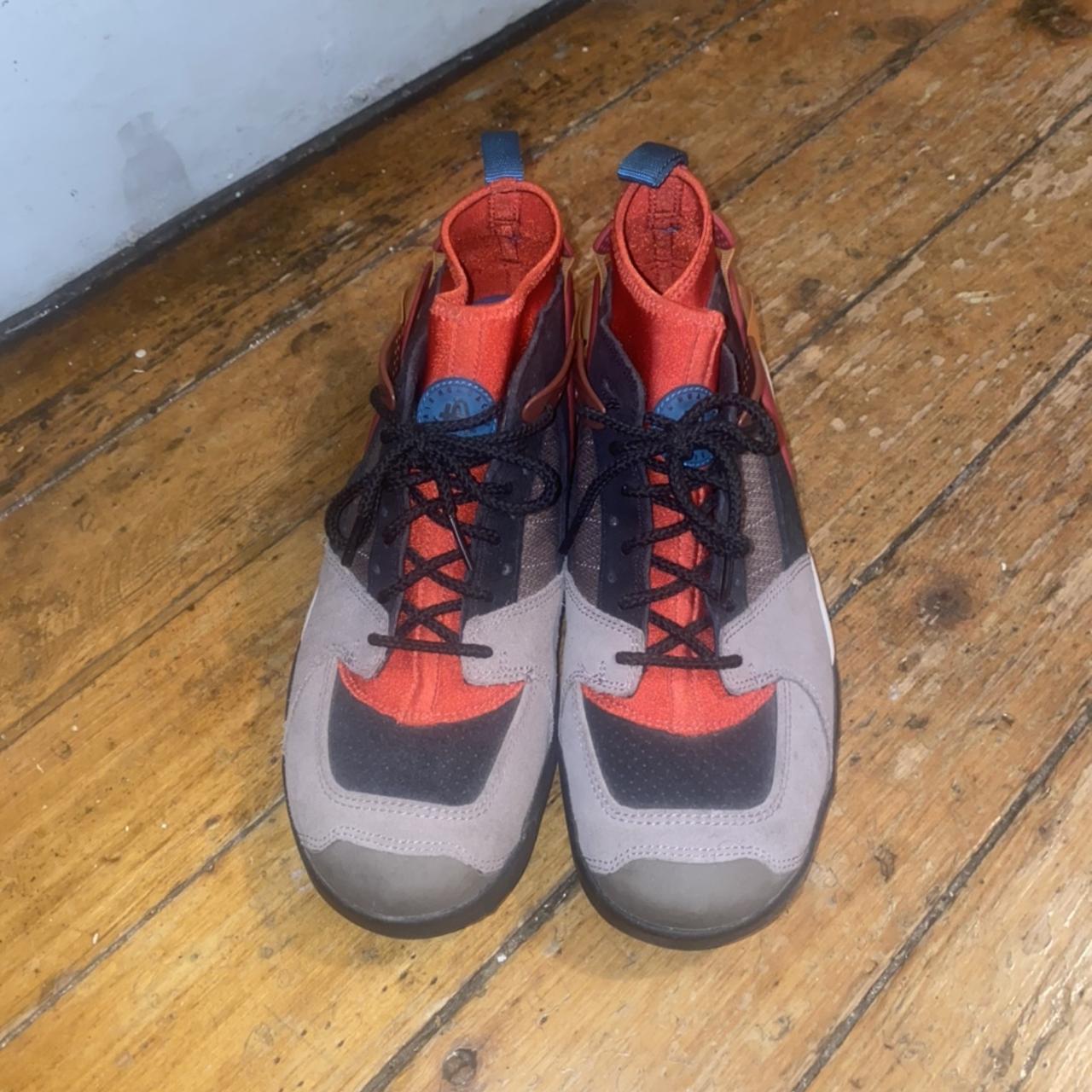 nike acg air revaderchi grey