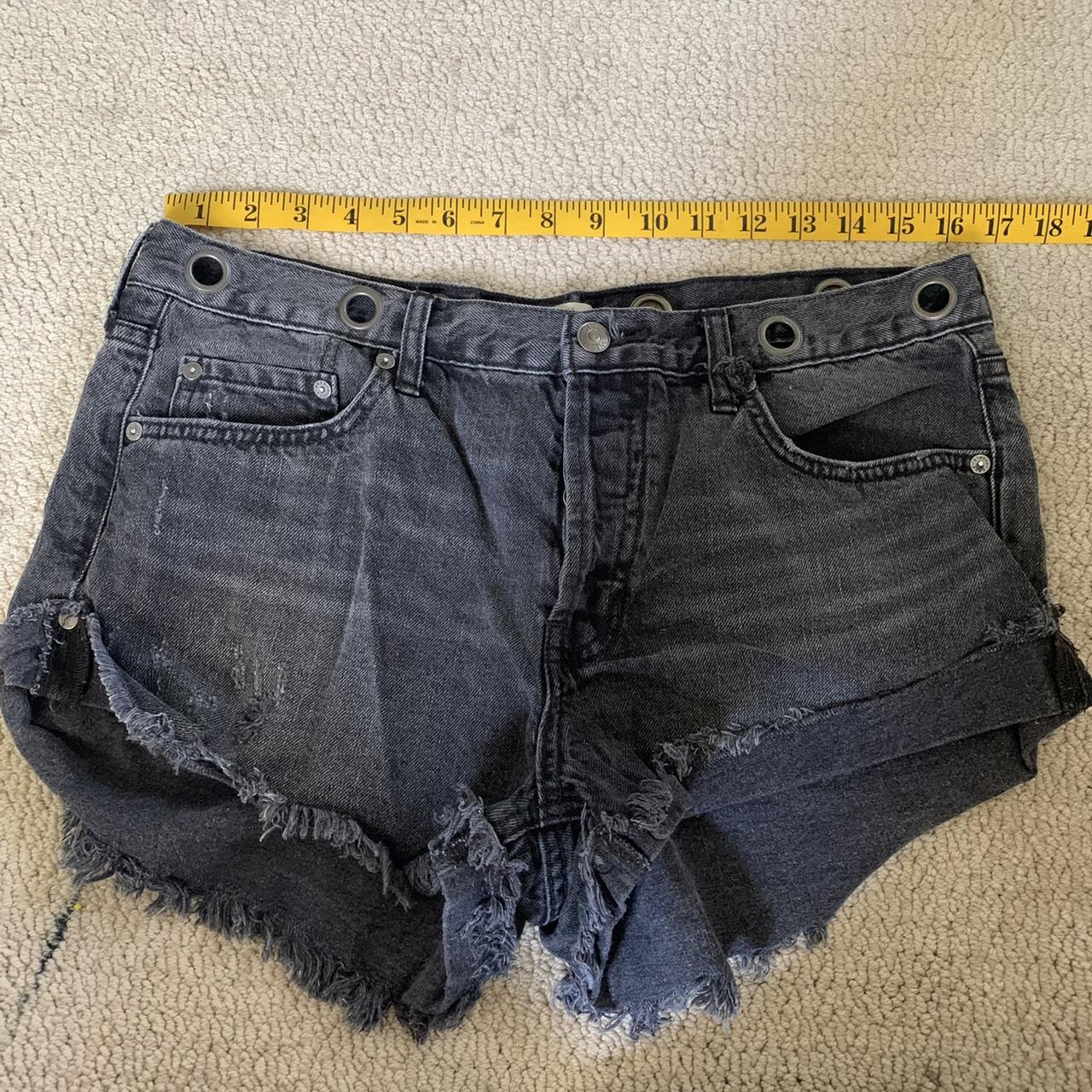 Free People Women S Shorts Depop   P0 