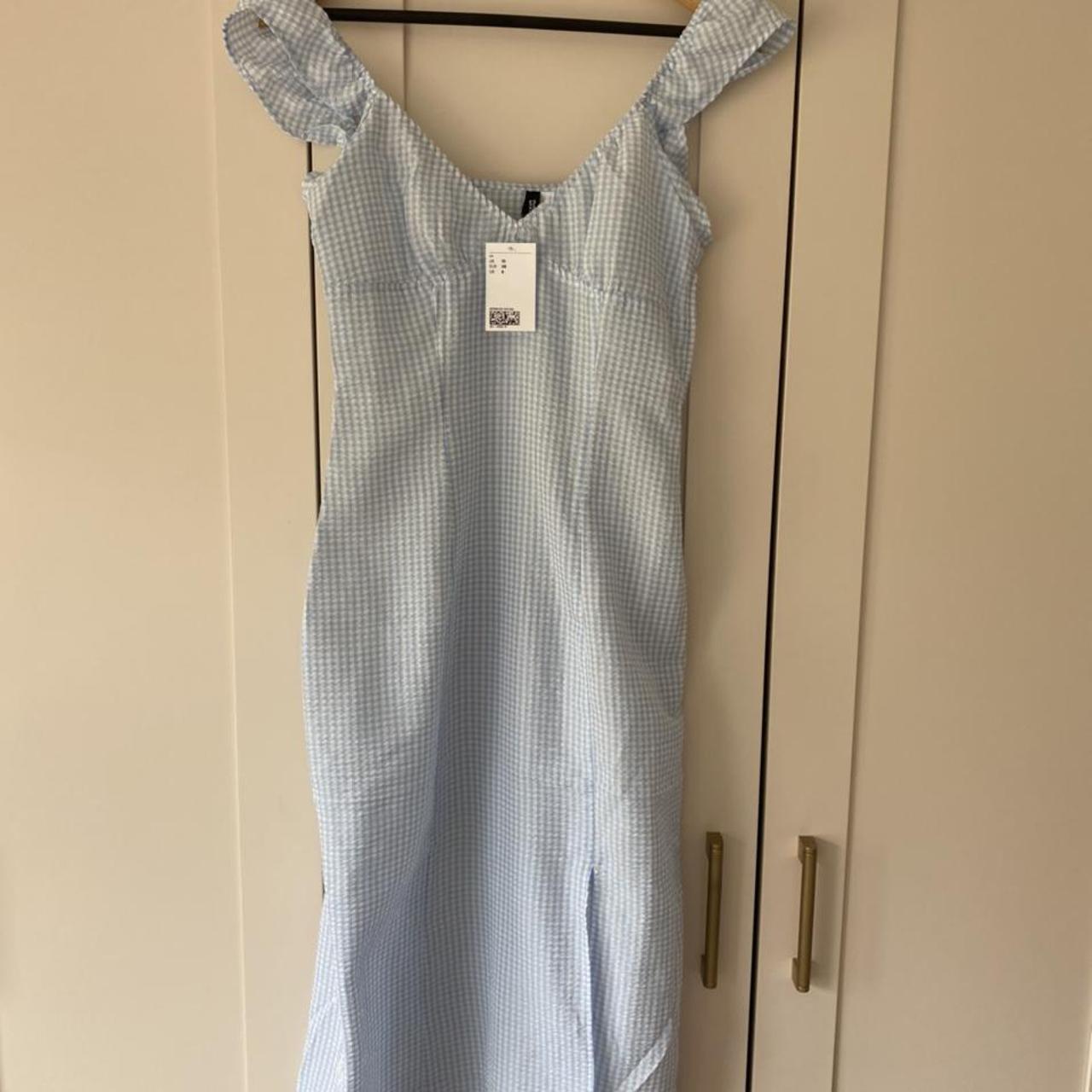 H&M baby blue gingham dress. Brand new and never worn! - Depop