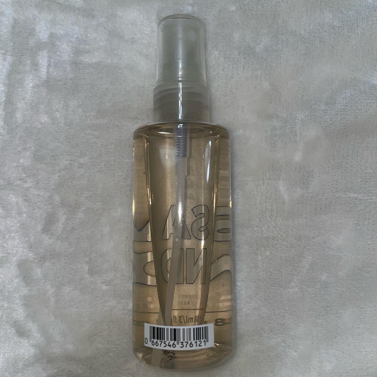 Bath & Body Works Cream and White Fragrance | Depop