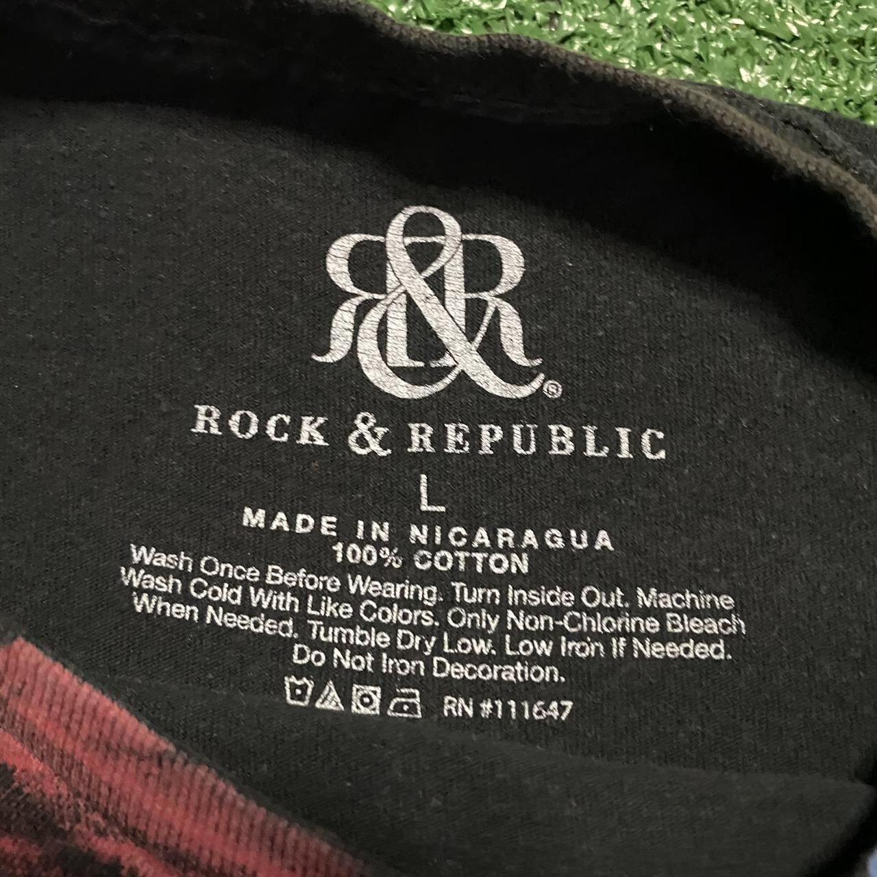 Rock and Republic Men's multi T-shirt (3)