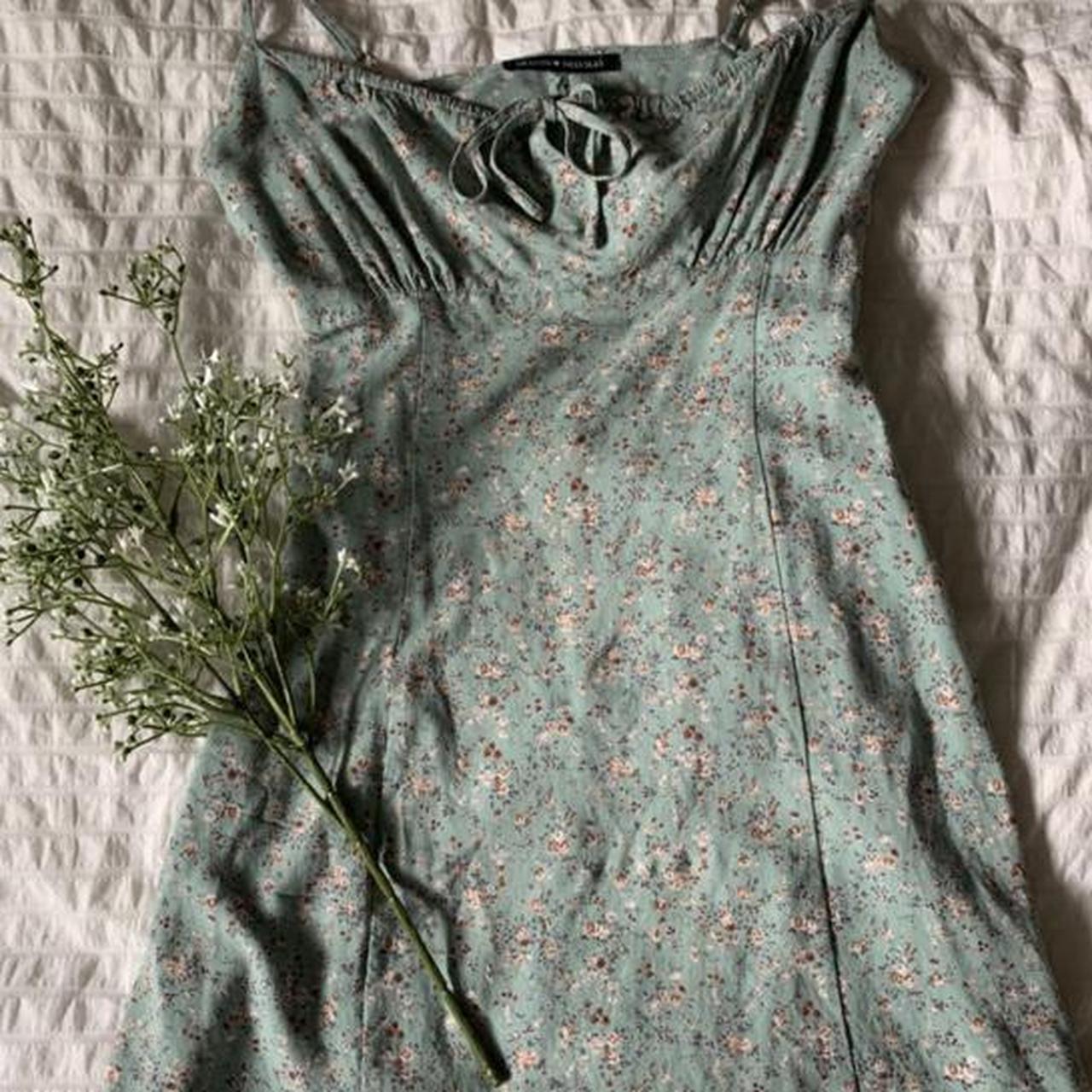 RARE brandy Melville Jennifer dress , Fits up to 27